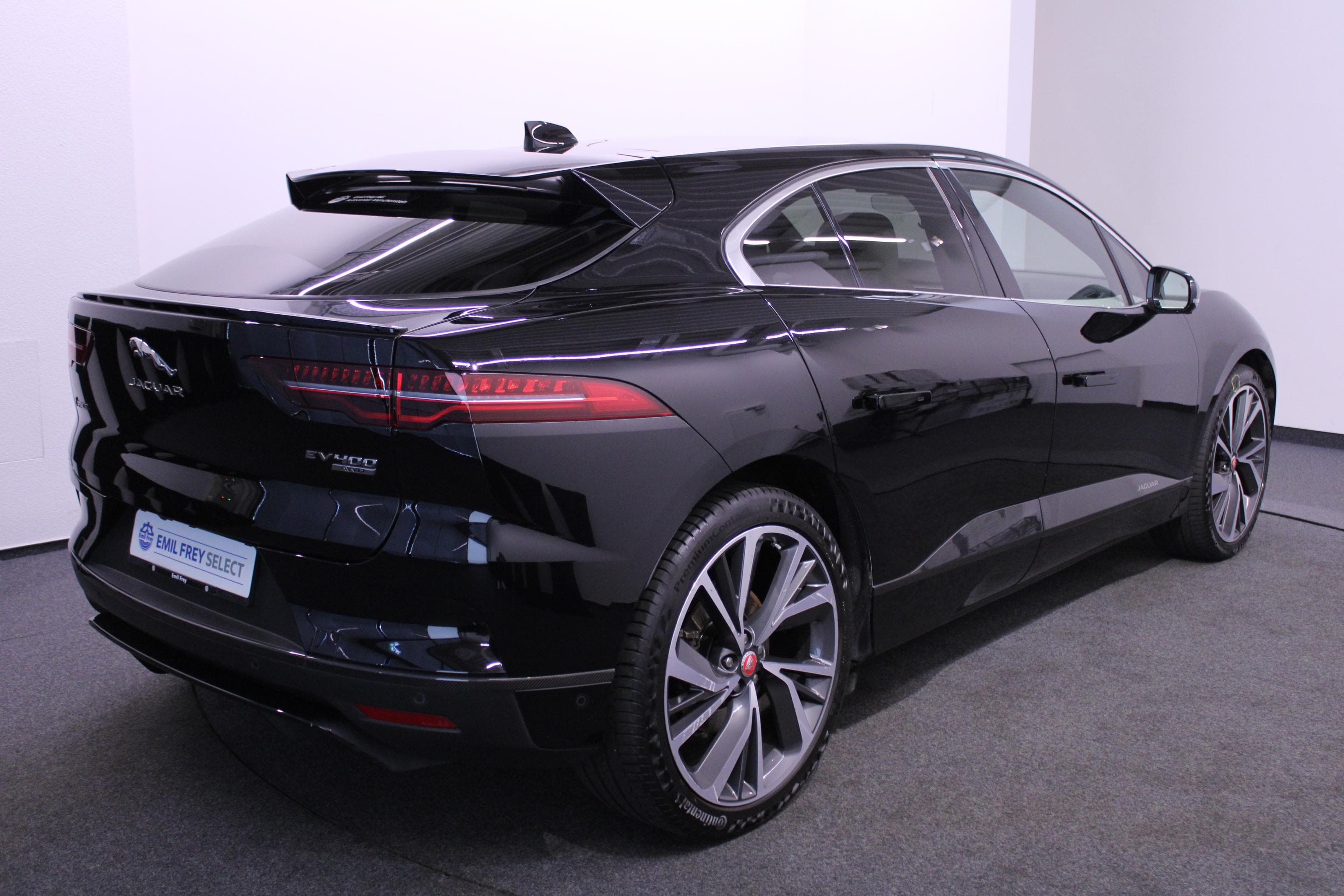 Jaguar I-Pace EV400 SE AWD - Vorschau 4
