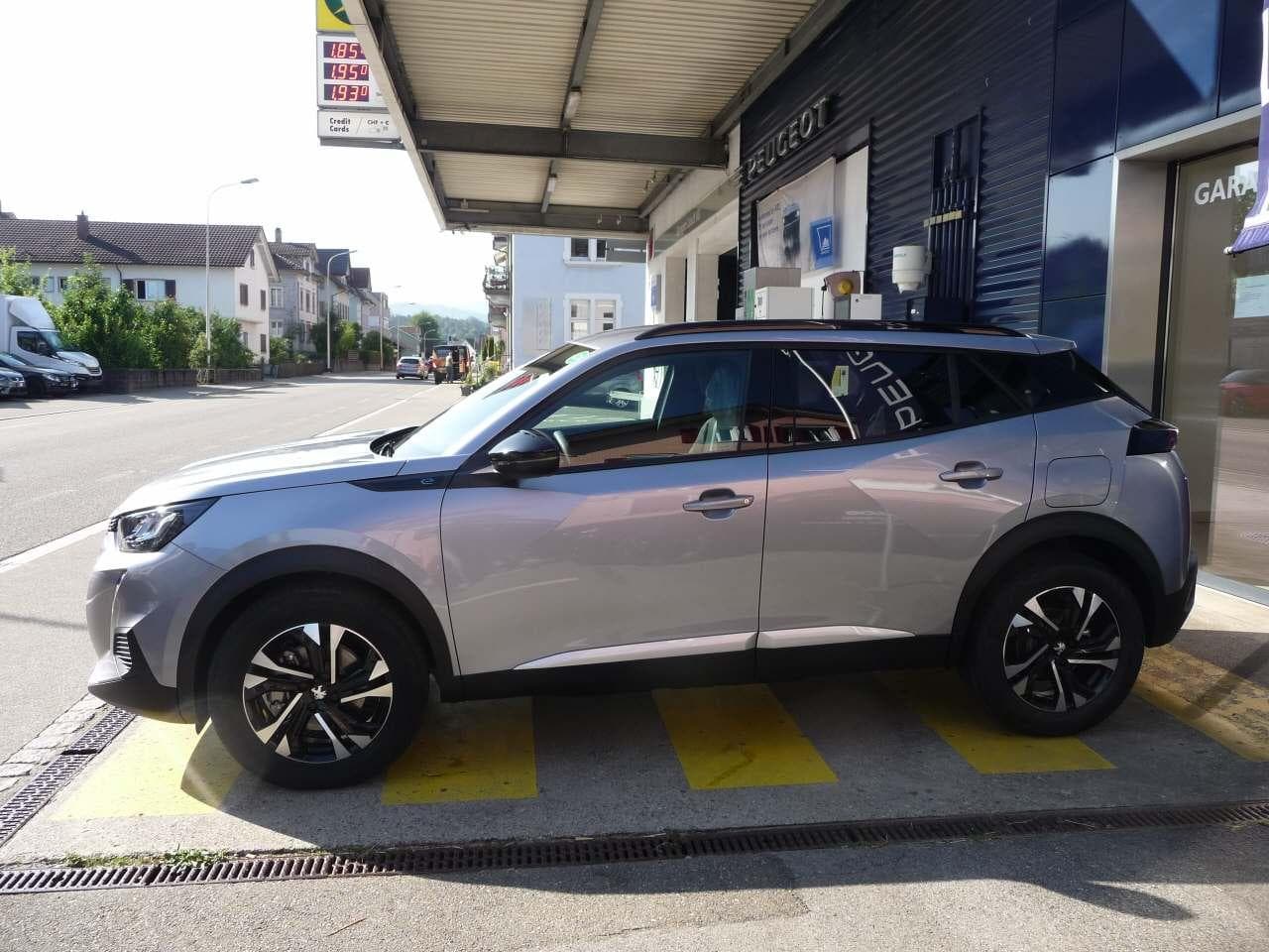 Peugeot 2008 e-Allure Pack - Vorschau 4
