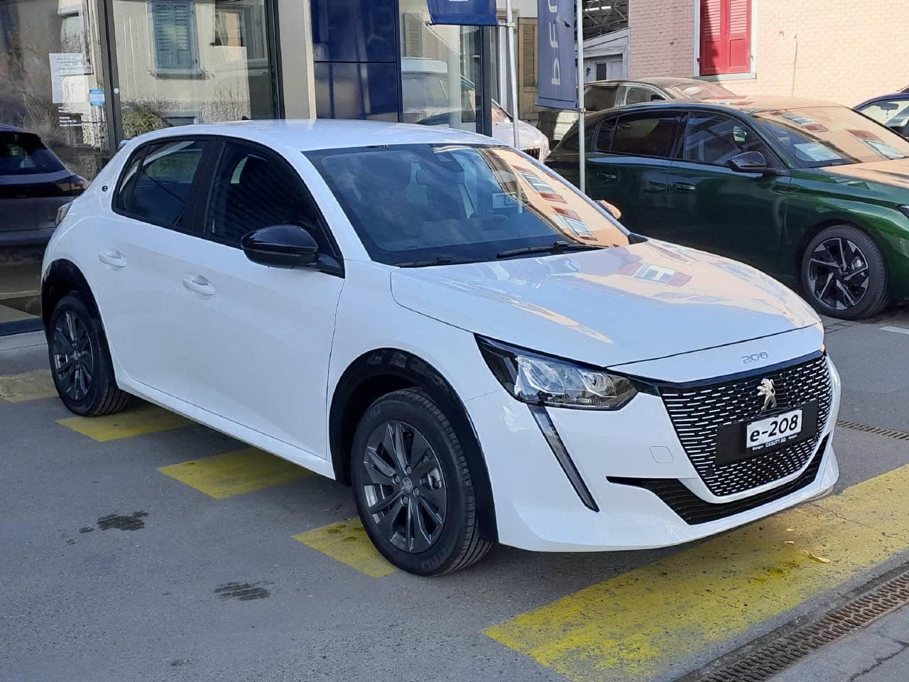 Peugeot 208 e-Active Pack - Vorschau 3
