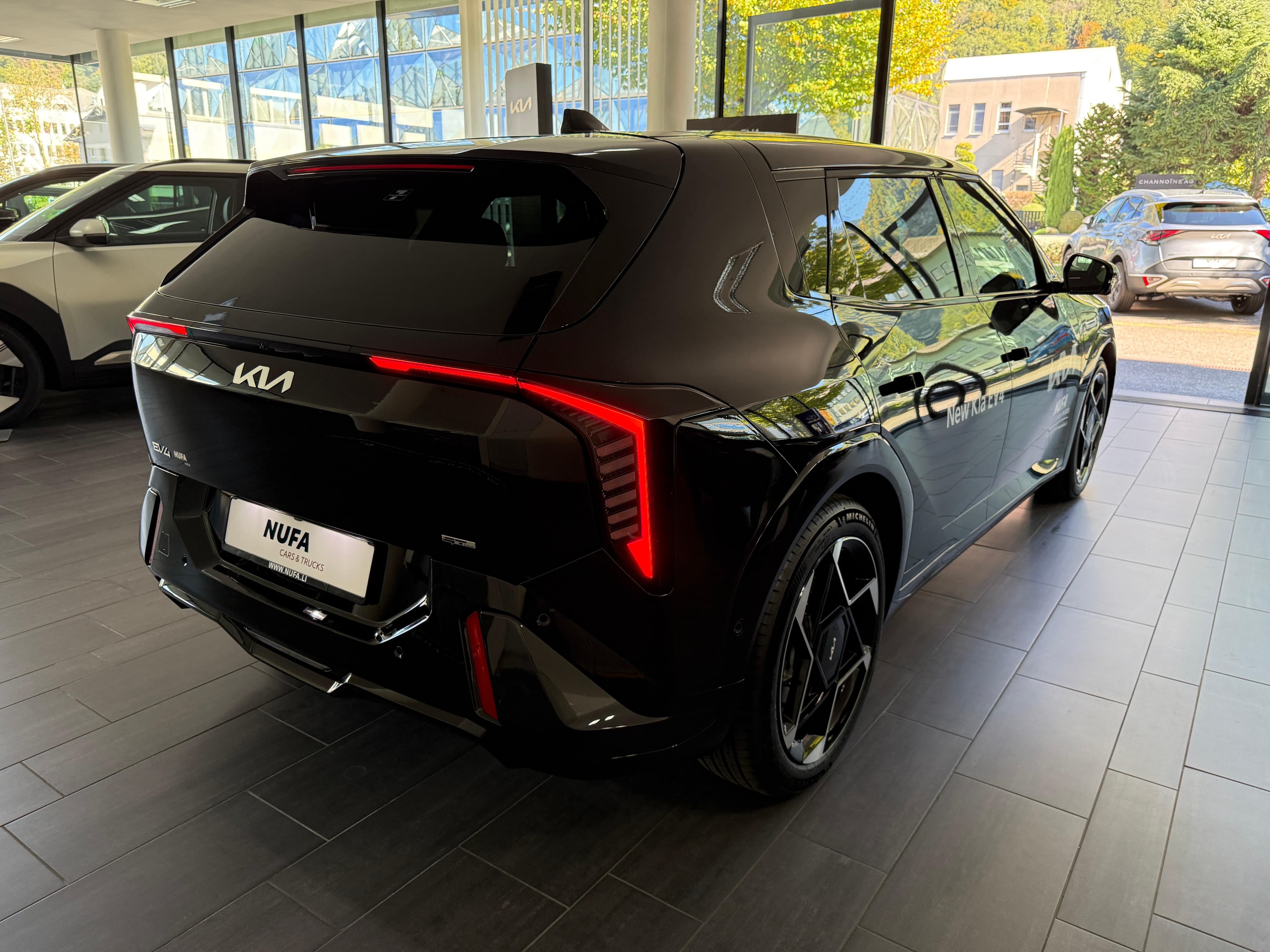Kia EV4 81 kWh GT-Line - Vorschau 5