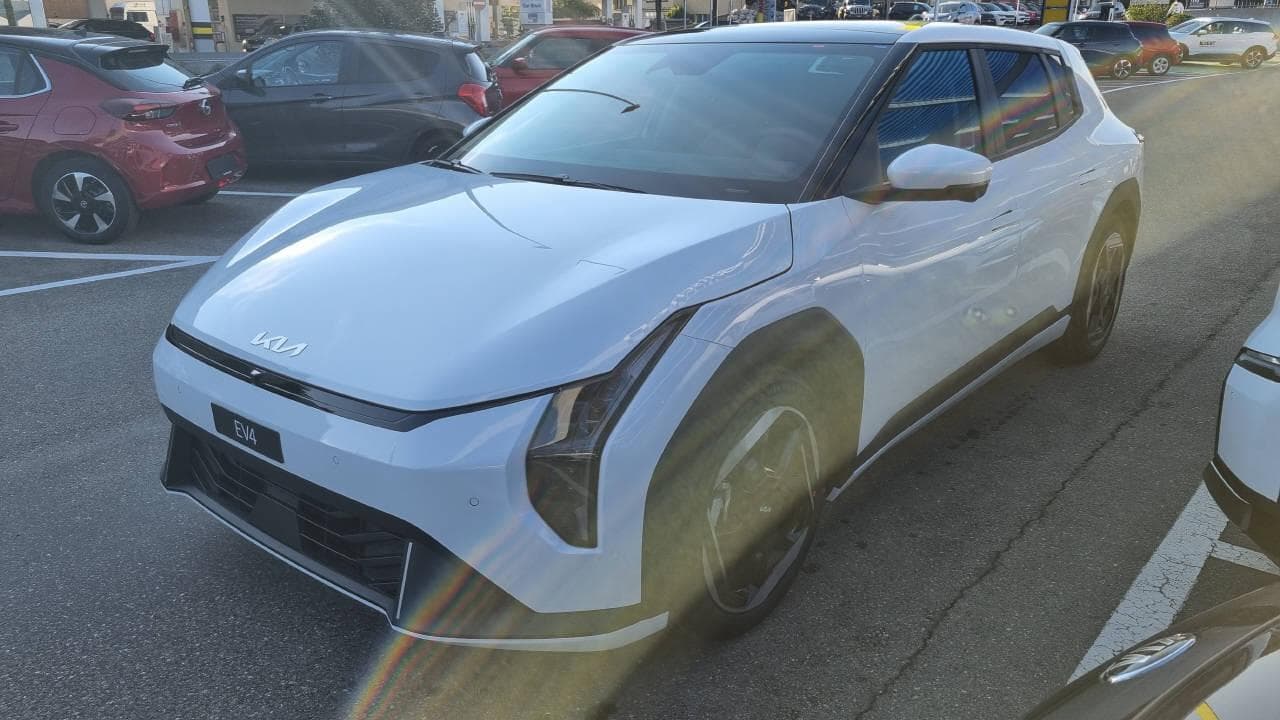 Kia EV4 81 kWh Earth+ - Vorschau 3