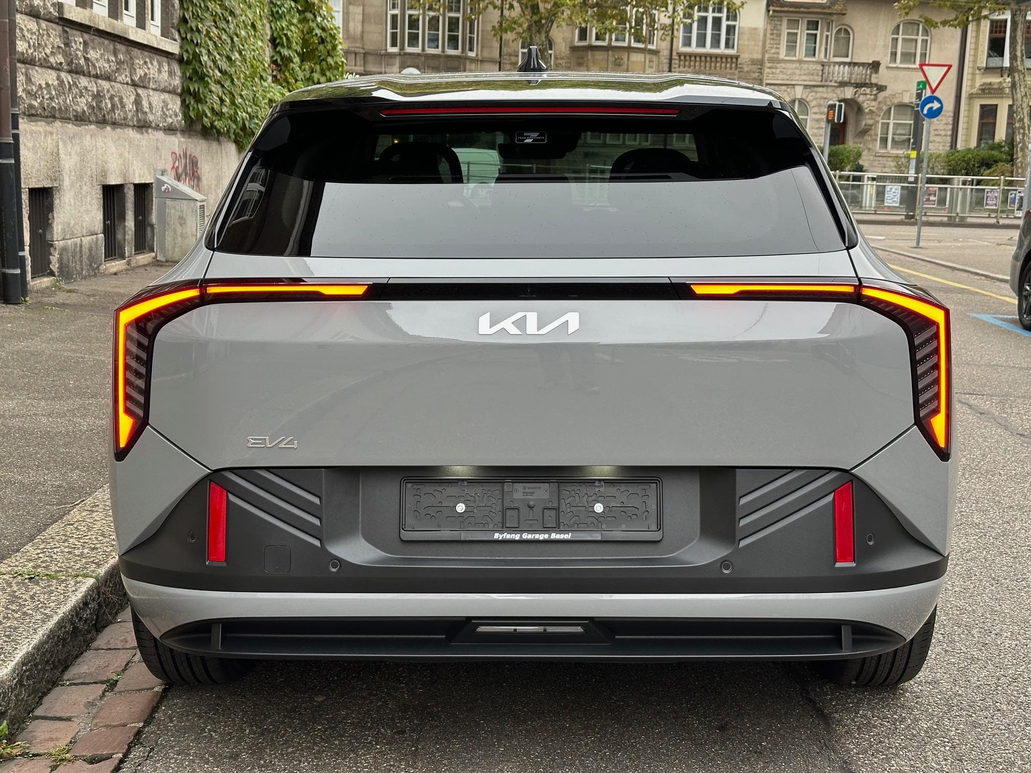 Kia EV4 81 kWh Earth+ - Vorschau 5