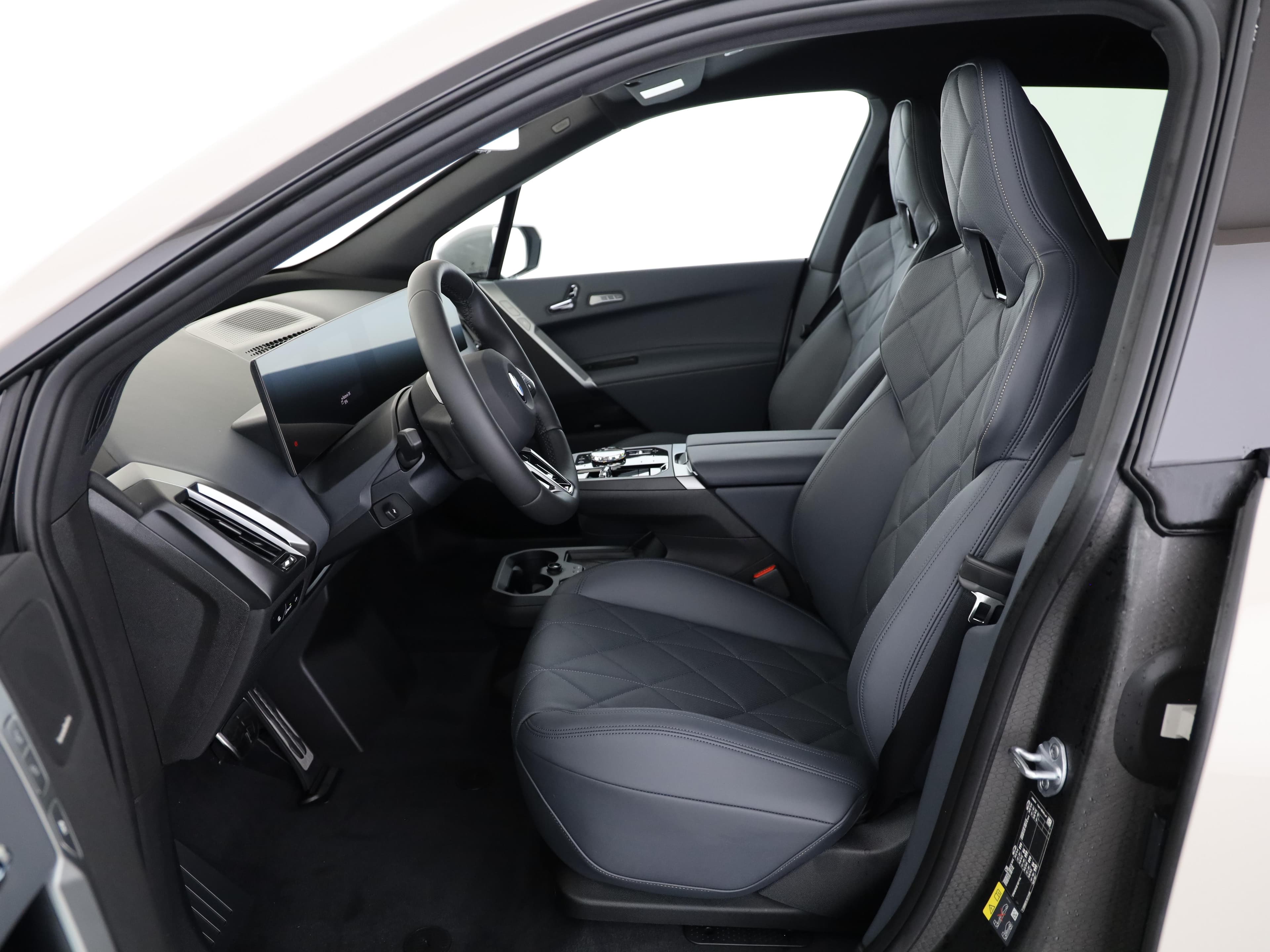 BMW iX xDrive60 - Vorschau 4