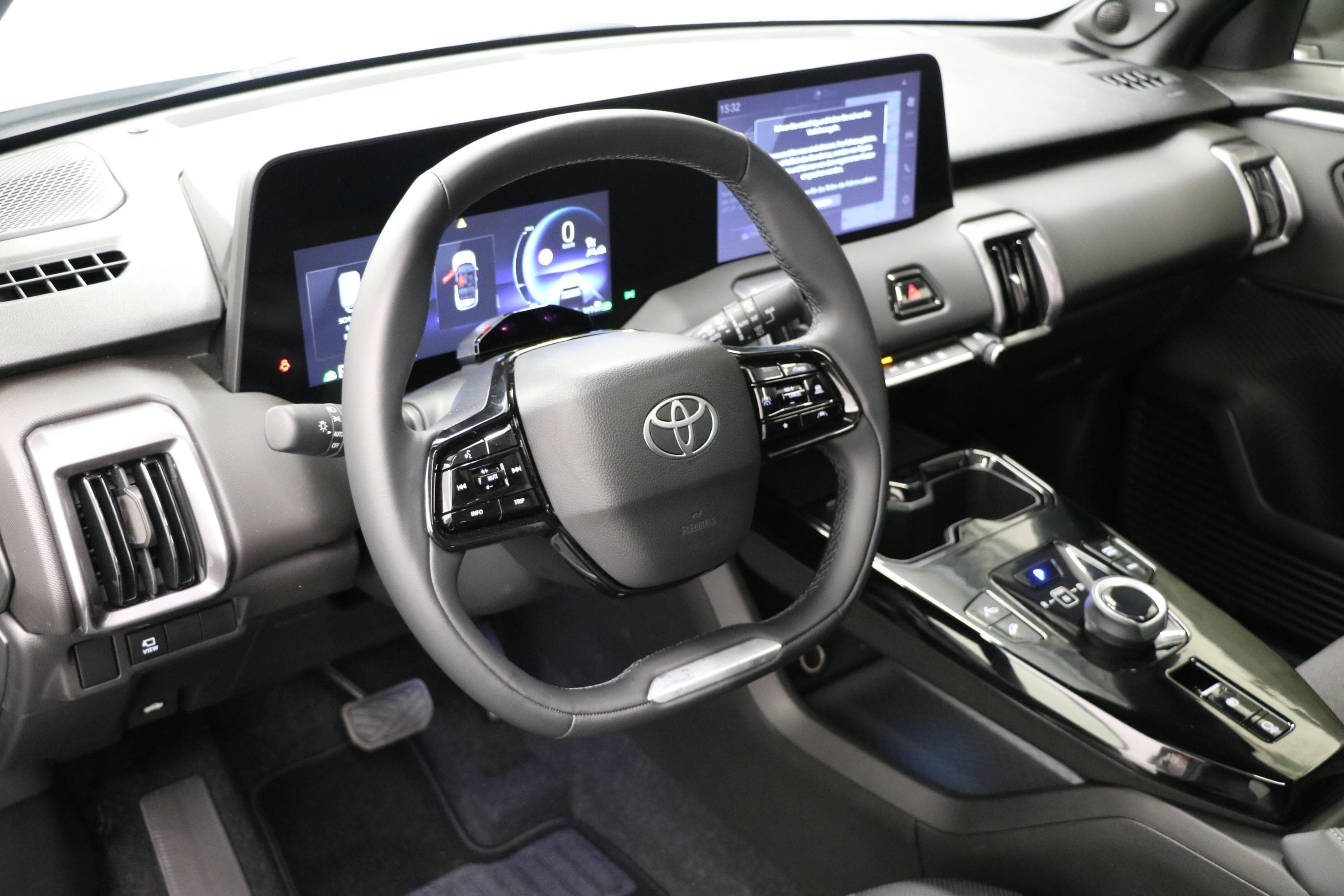 Toyota Urban Cruiser Premium AWD - Vorschau 4