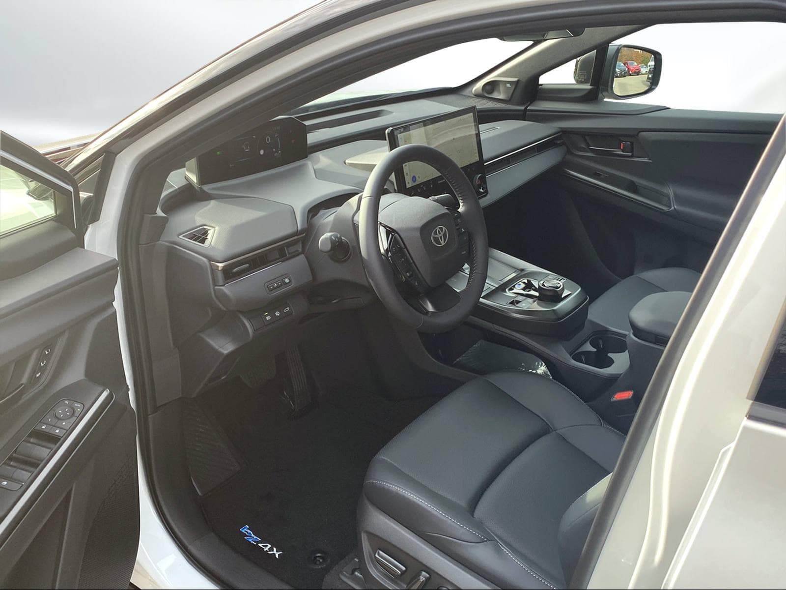 Toyota bZ4X Premium AWD - Vorschau 4