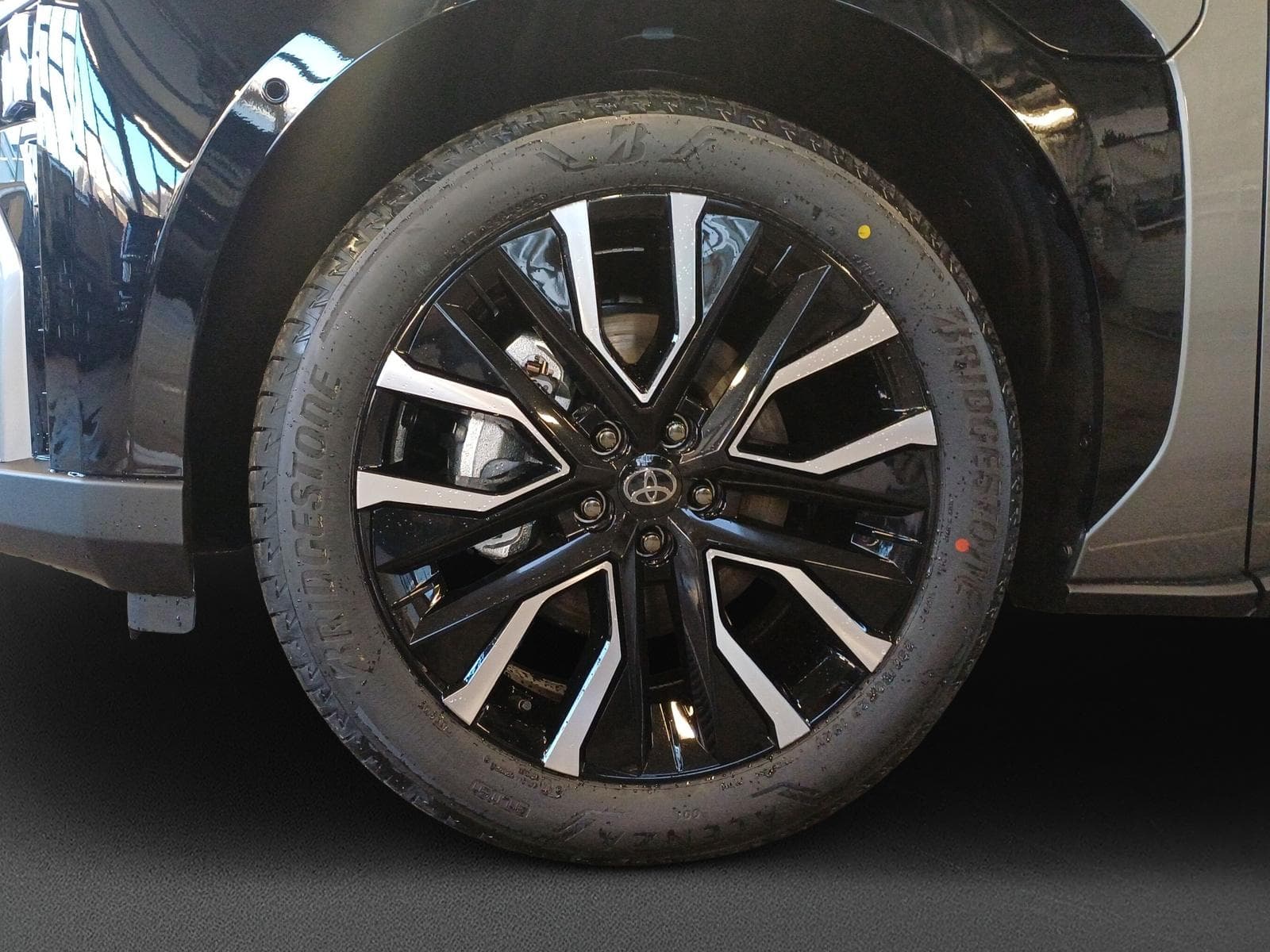 Toyota bZ4X Premium AWD - Vorschau 5