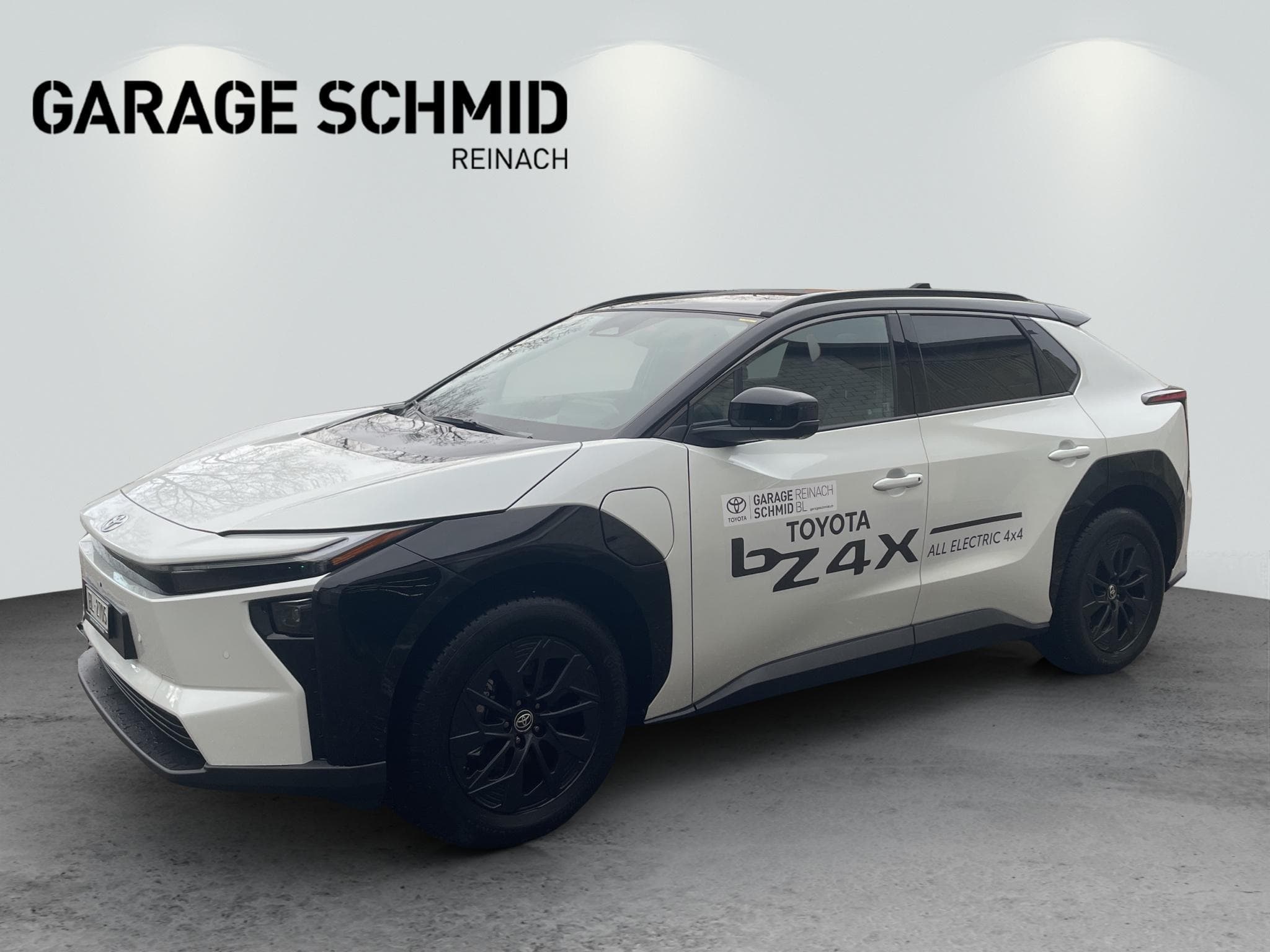 Toyota bZ4X Premium AWD - Bild 1