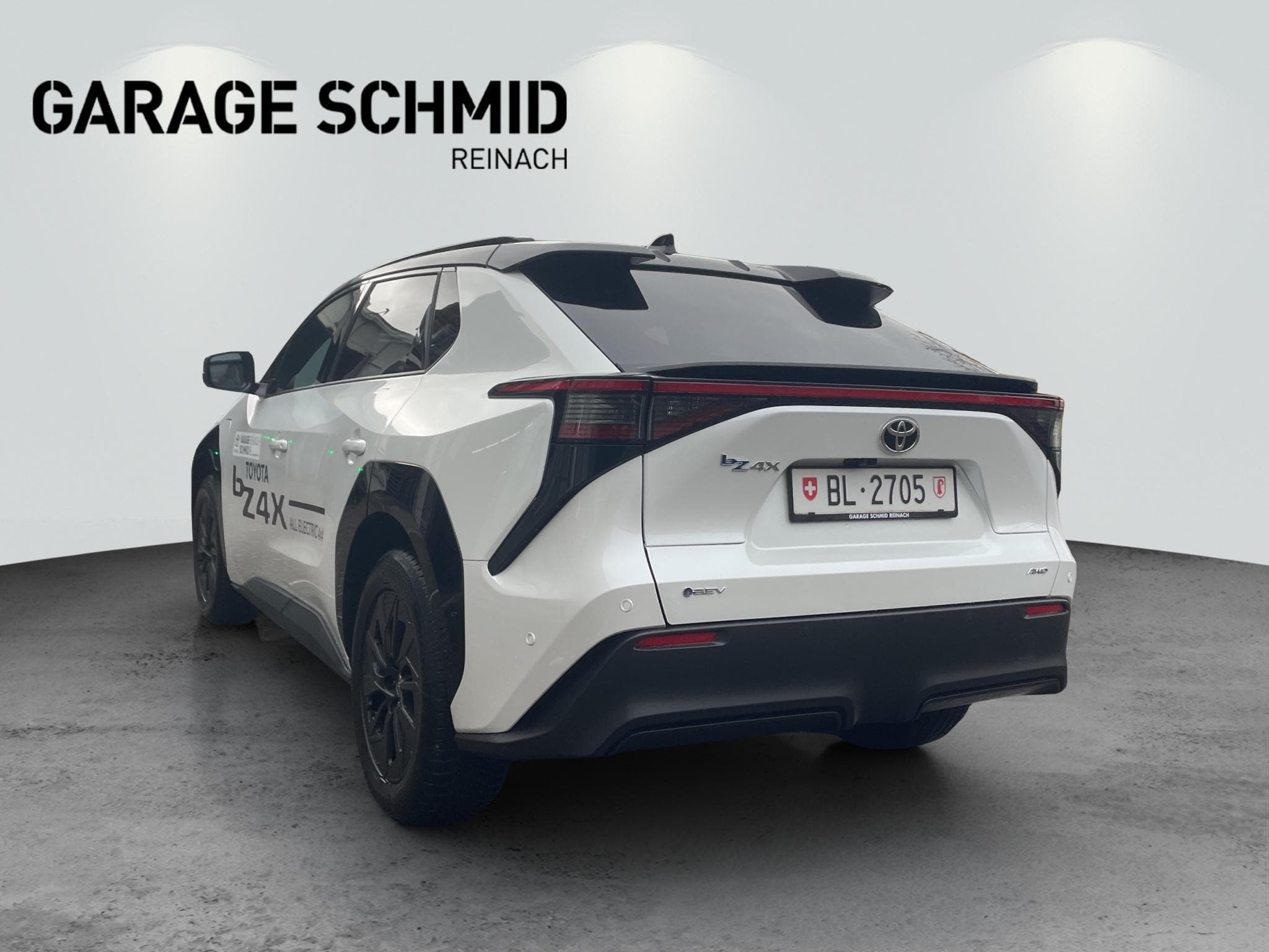 Toyota bZ4X Premium AWD - Vorschau 5