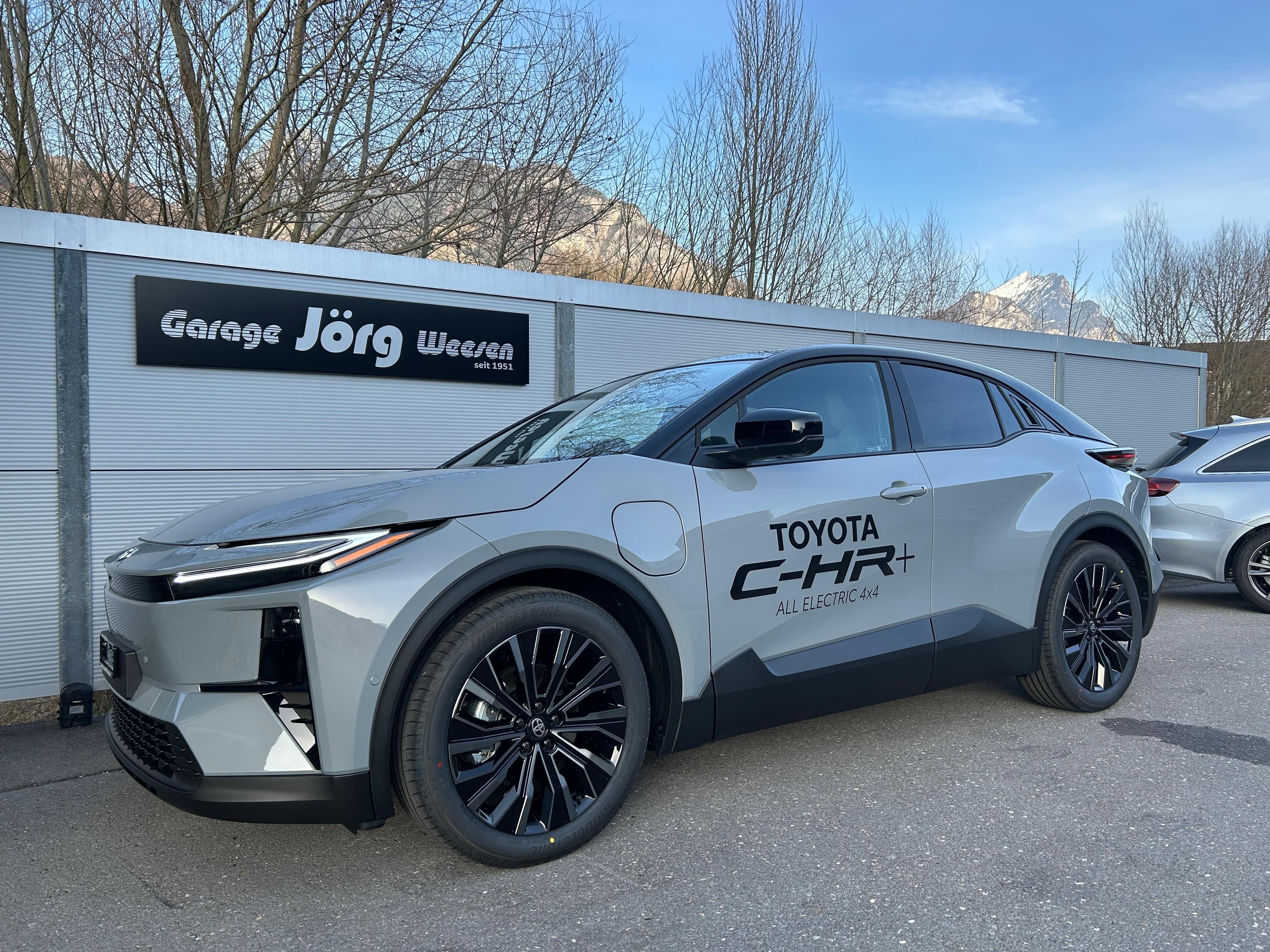 Toyota C-HR+ Premium AWD - Bild 1