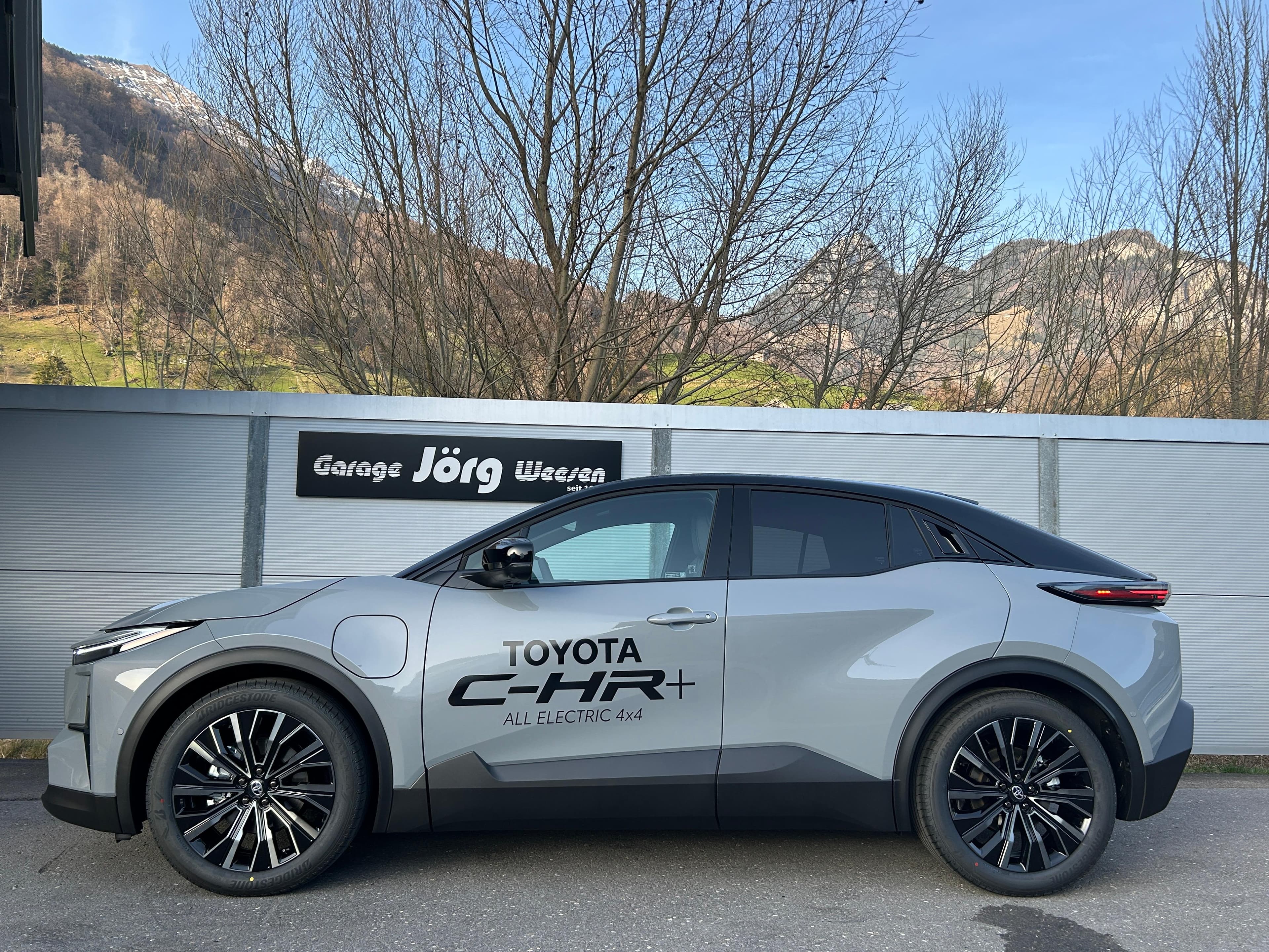 Toyota C-HR+ Premium AWD - Vorschau 3
