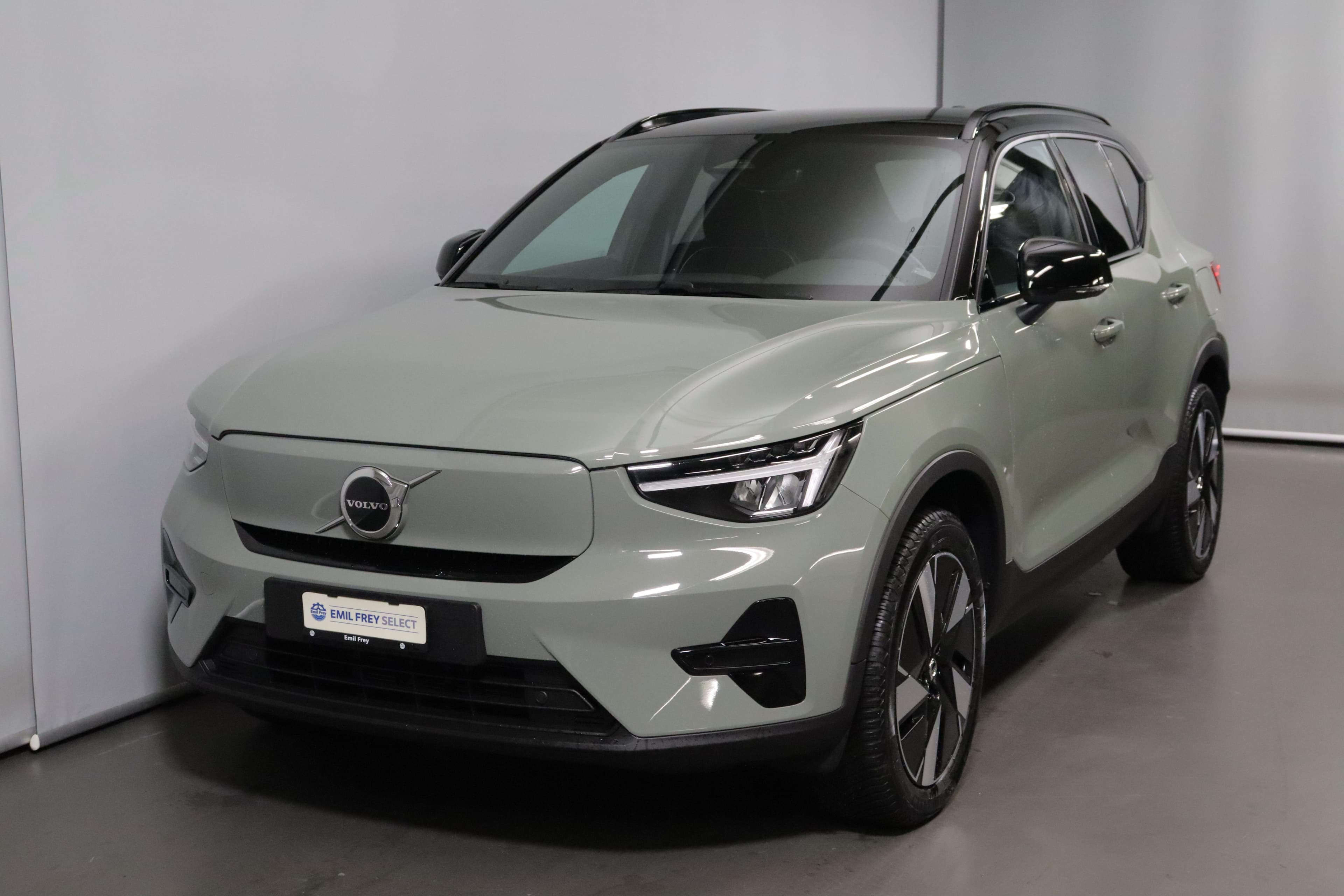 Volvo XC40 E80 Plus - Bild 1