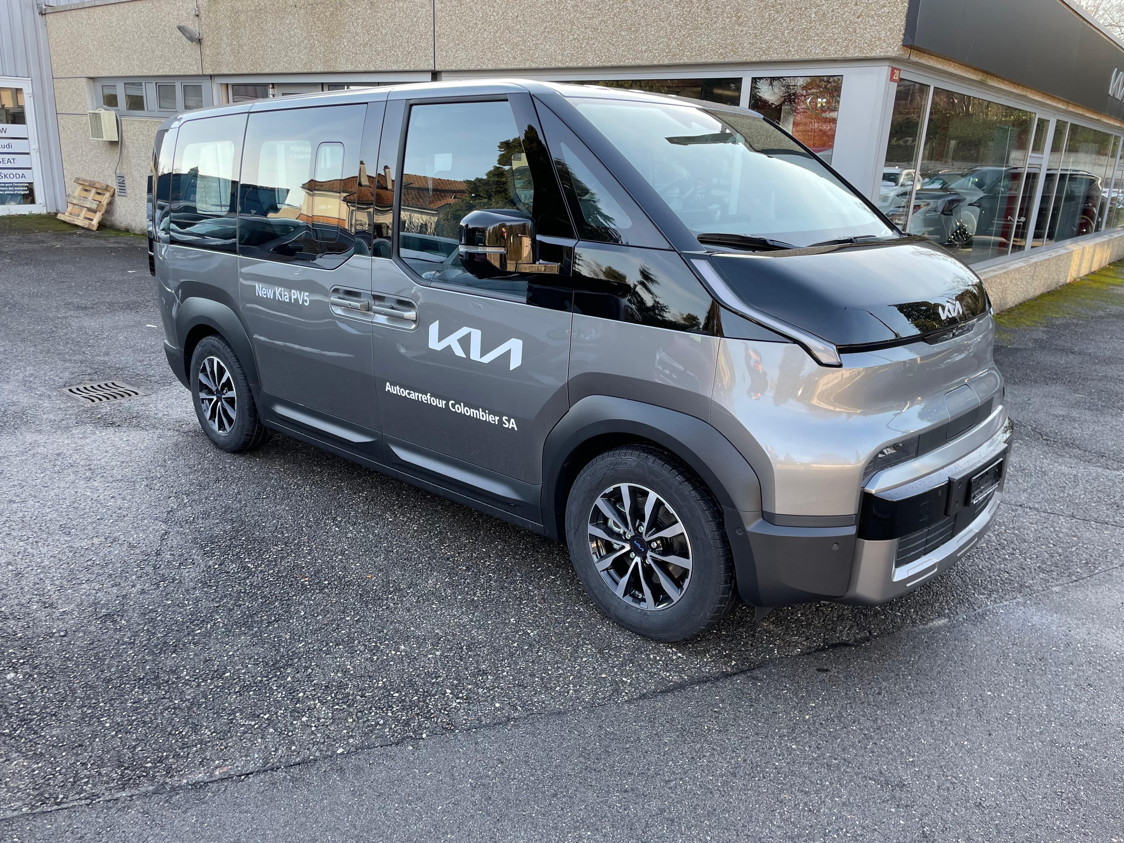 Kia PV5 Passenger 71.2 kWh Elite - Bild 1