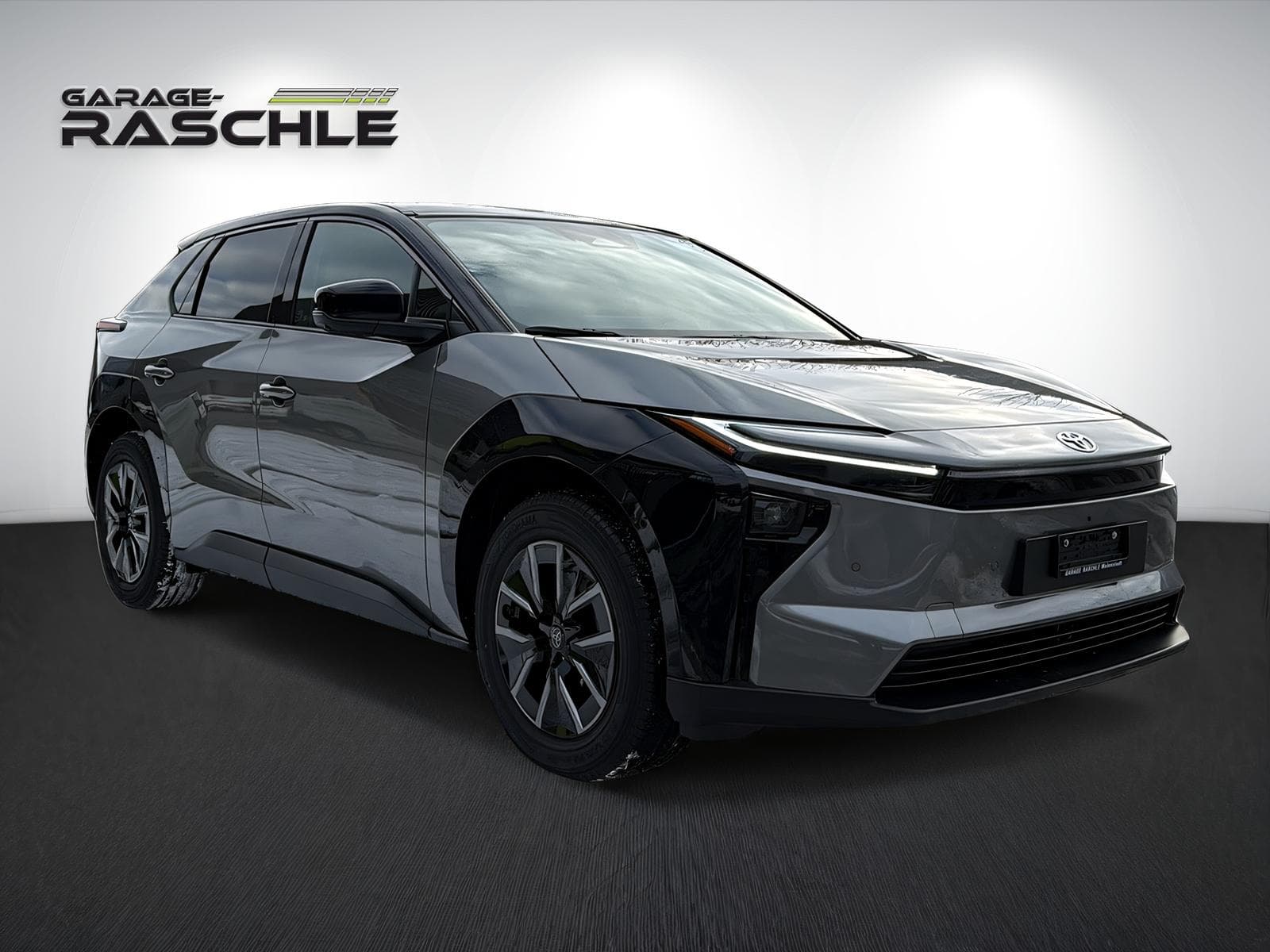 Toyota bZ4X Premium AWD - Bild 1