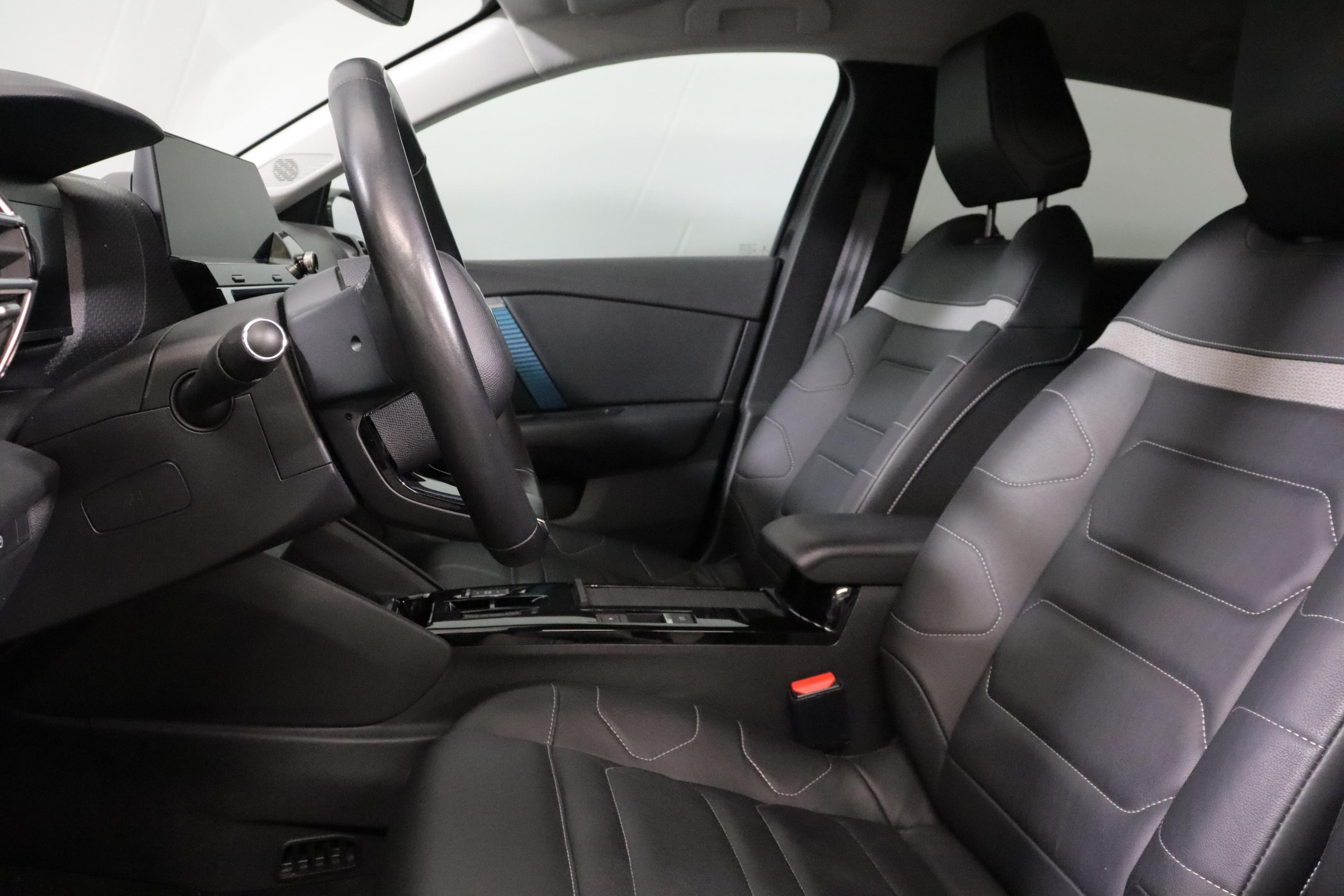 Citroën e-C4 Shine - Vorschau 4