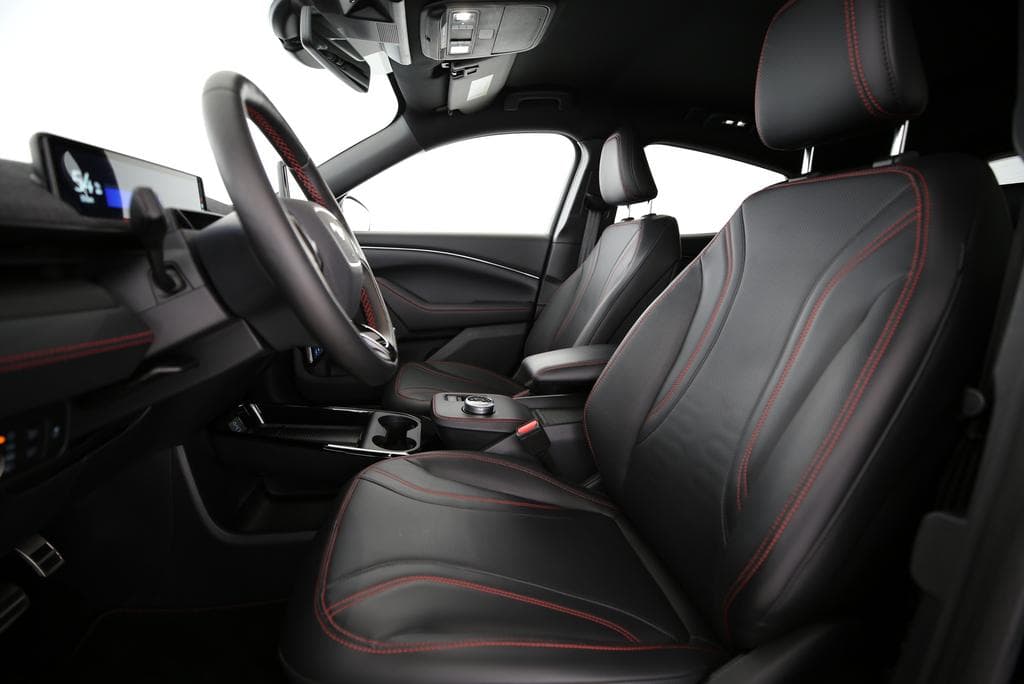Ford Mustang Mach-E Standard AWD - Vorschau 3