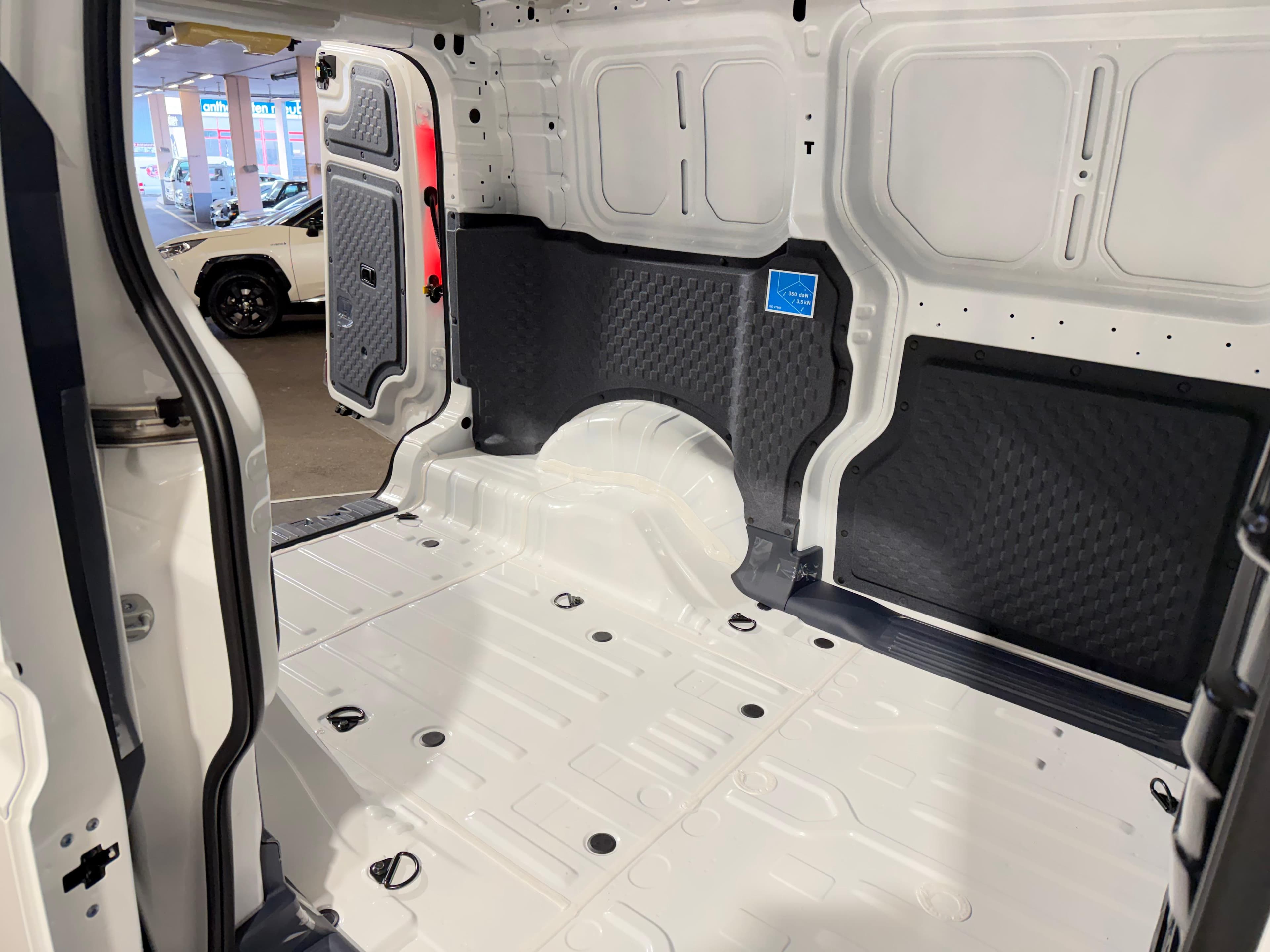 Kia PV5 Cargo 51.5 kWh Essential - Vorschau 3