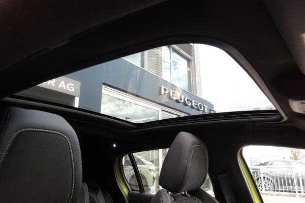 Peugeot 208 Elektrik 115kW GT - Vorschau 2