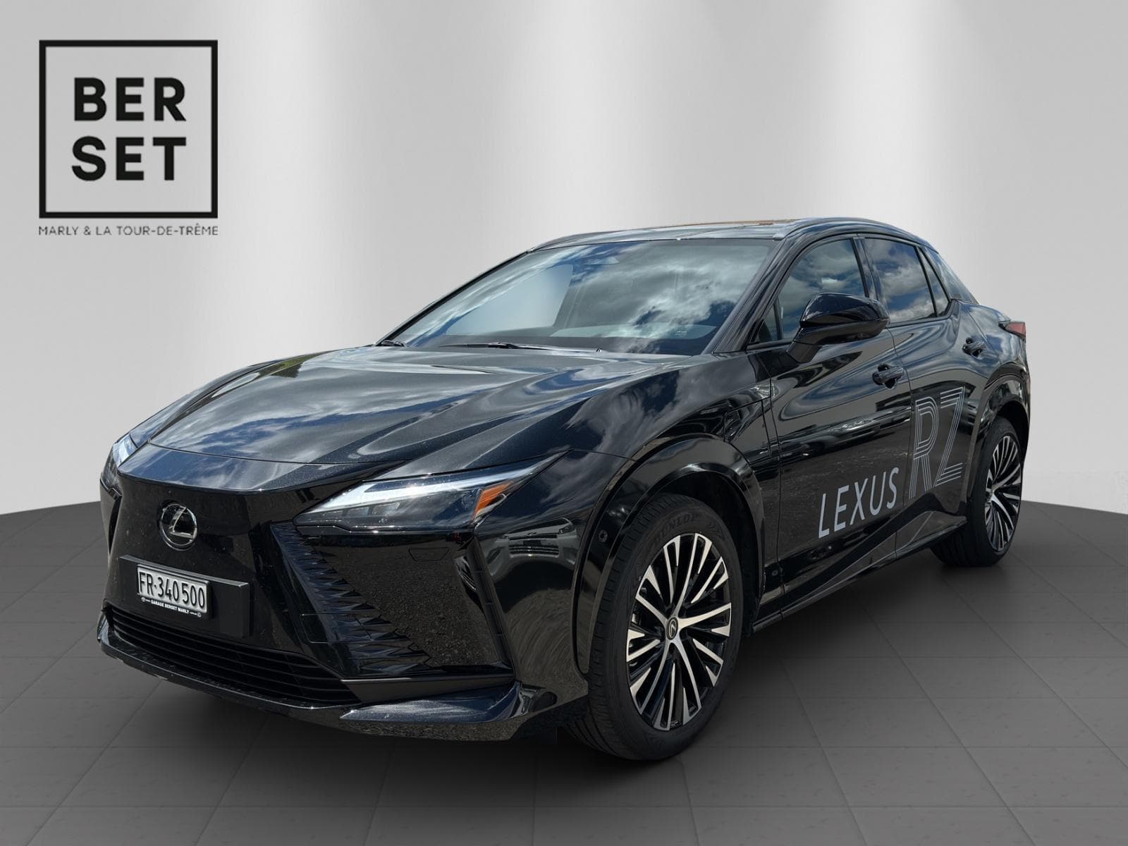Lexus RZ 500e Excellence - Bild 1