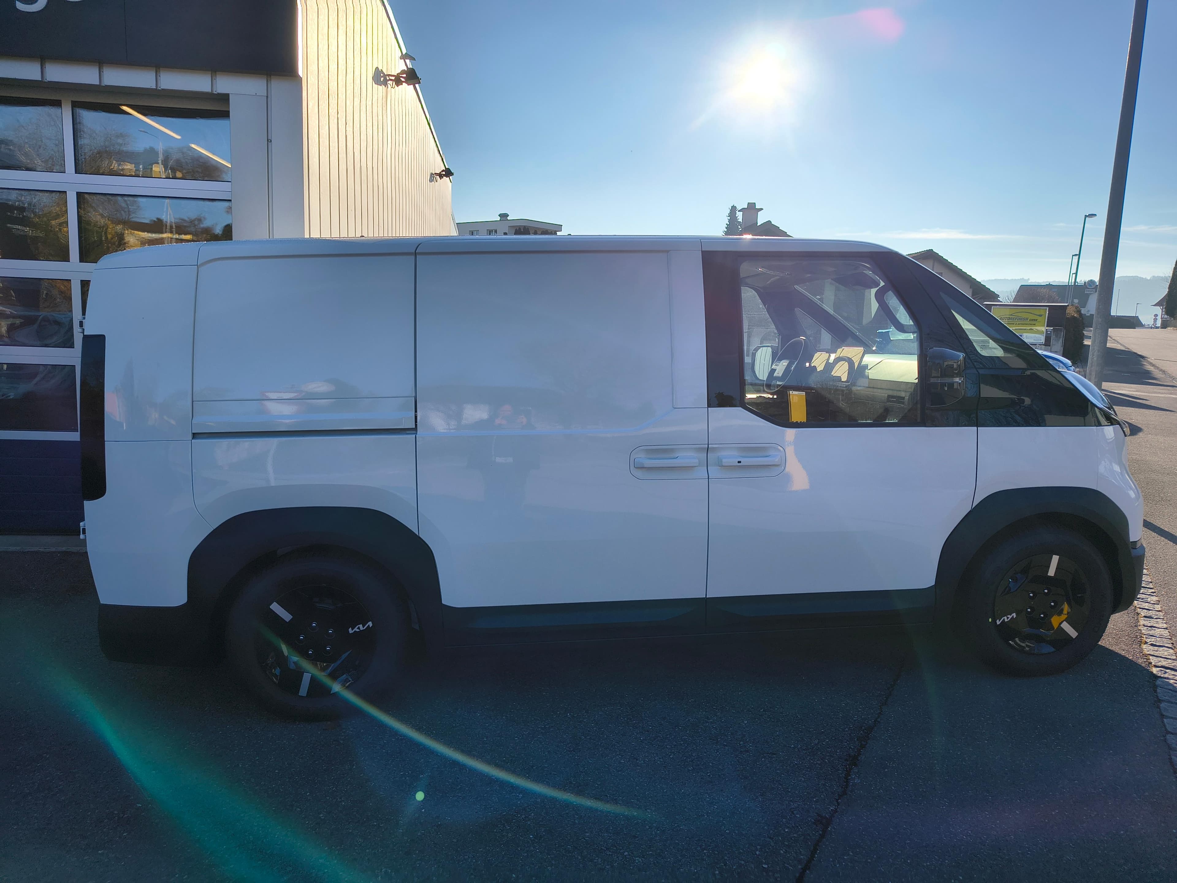 Kia PV5 Cargo 71.2 kWh Plus - Vorschau 4