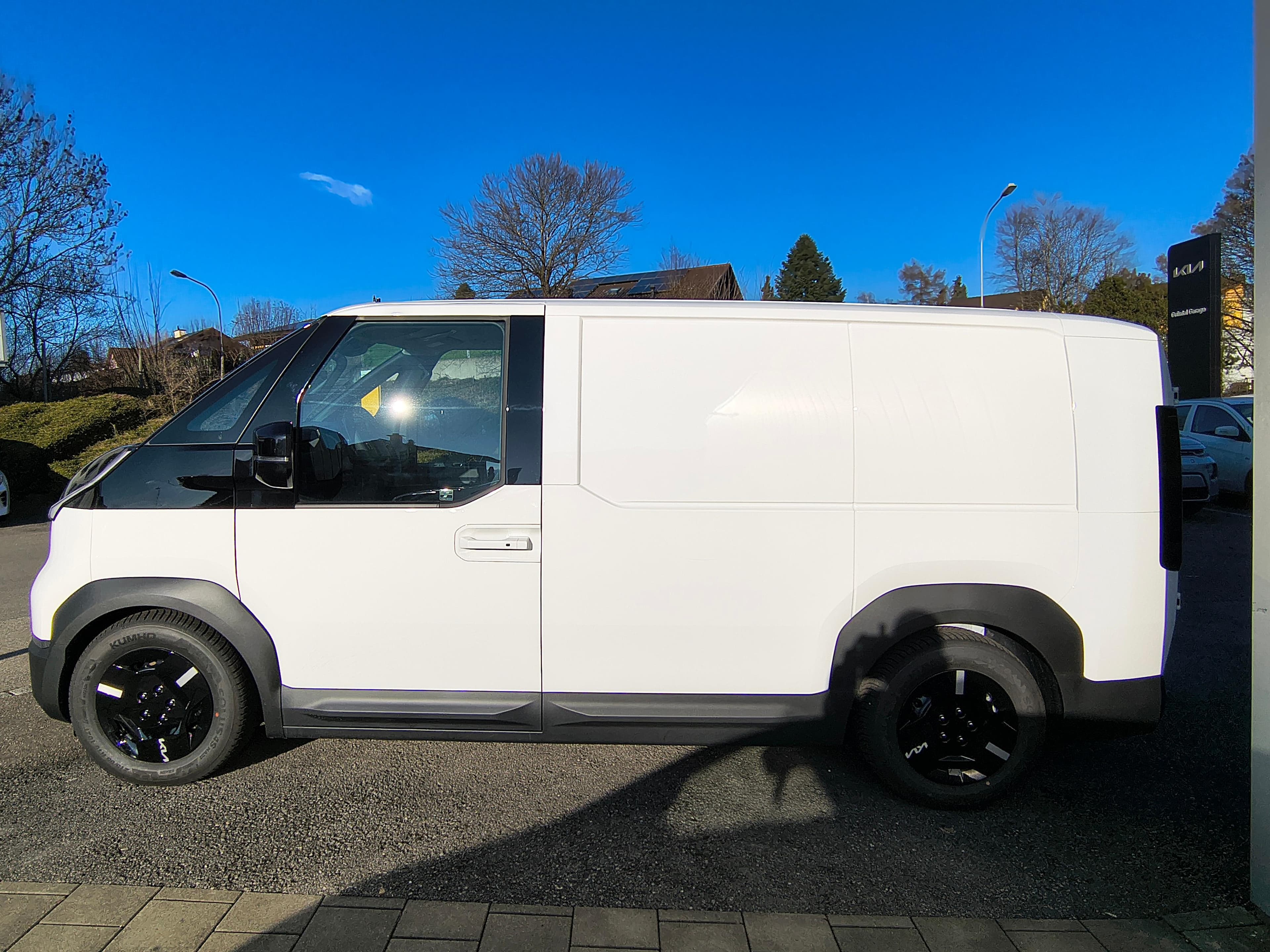 Kia PV5 Cargo 71.2 kWh Plus - Vorschau 2