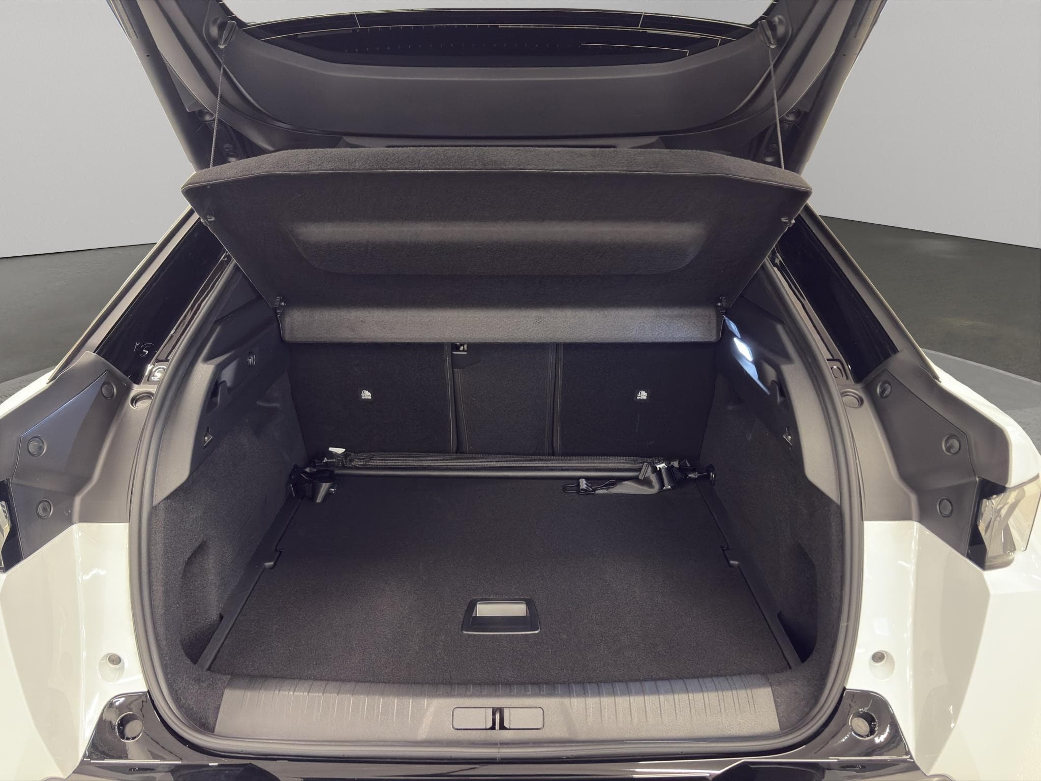 Peugeot 3008 e-Launch Edition AWD - Vorschau 4