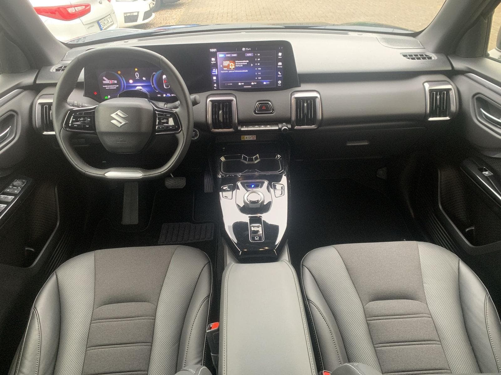 Suzuki e Vitara Compact Top 4x4 - Vorschau 4
