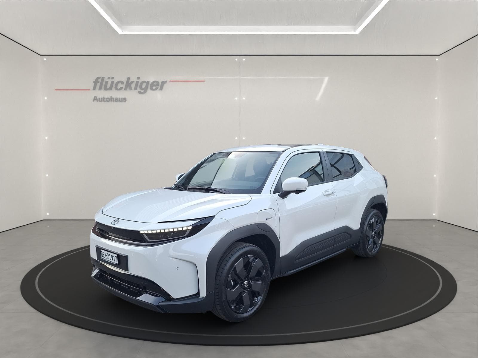 Toyota Urban Cruiser Premium AWD - Bild 1