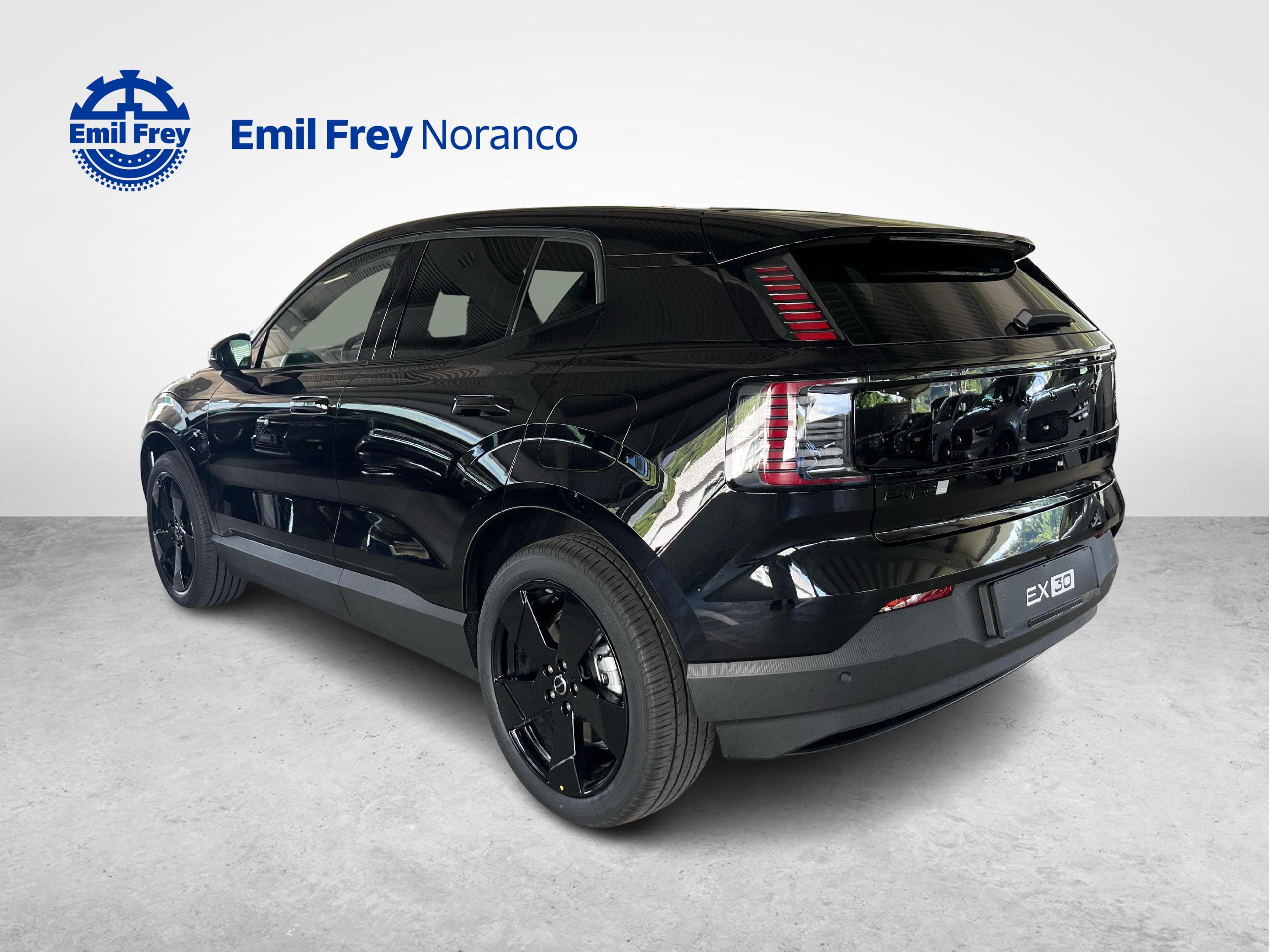 Volvo EX30 E60 Plus Swiss Black Edition - Vorschau 5