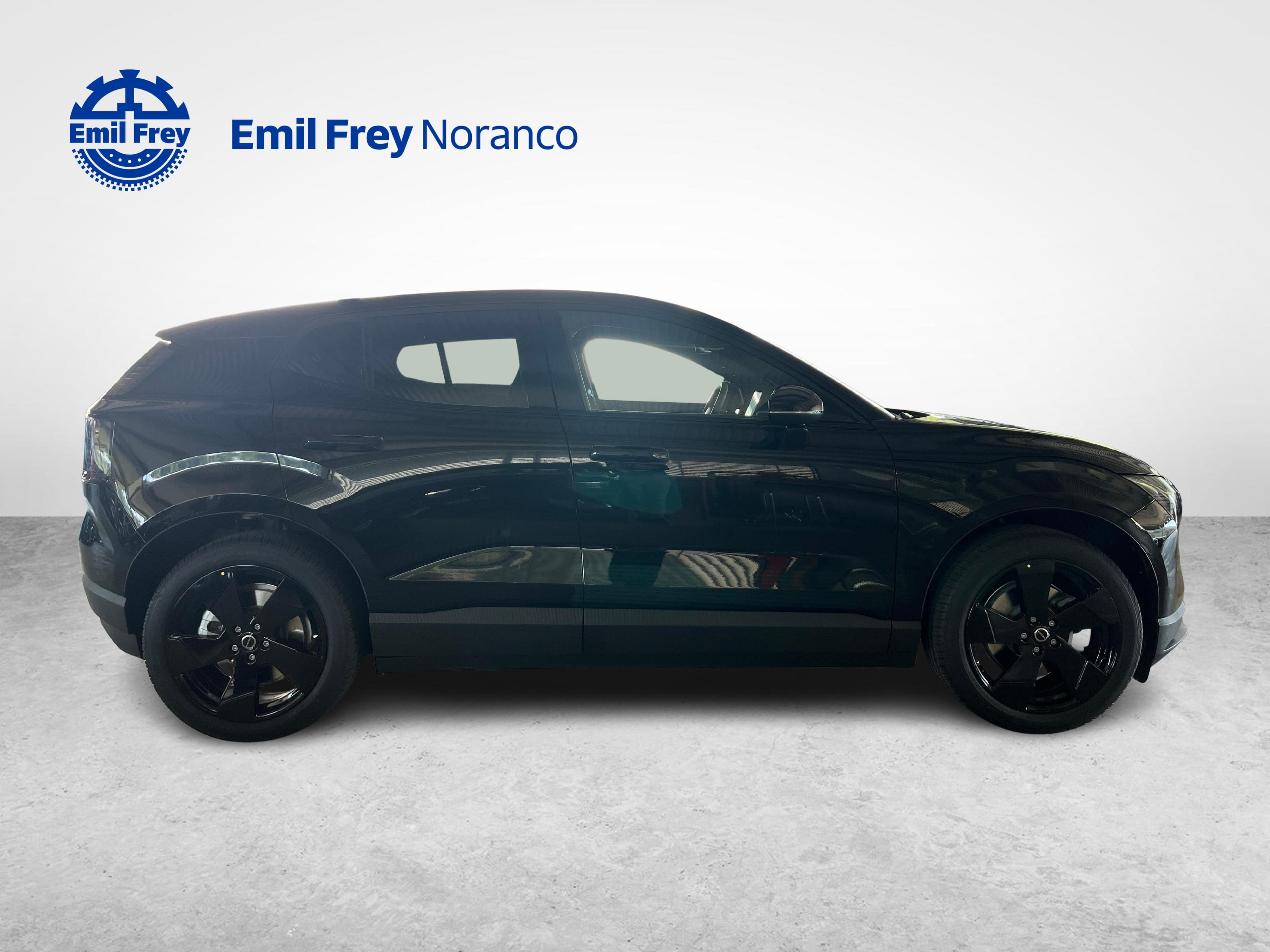 Volvo EX30 E60 Plus Swiss Black Edition - Vorschau 4