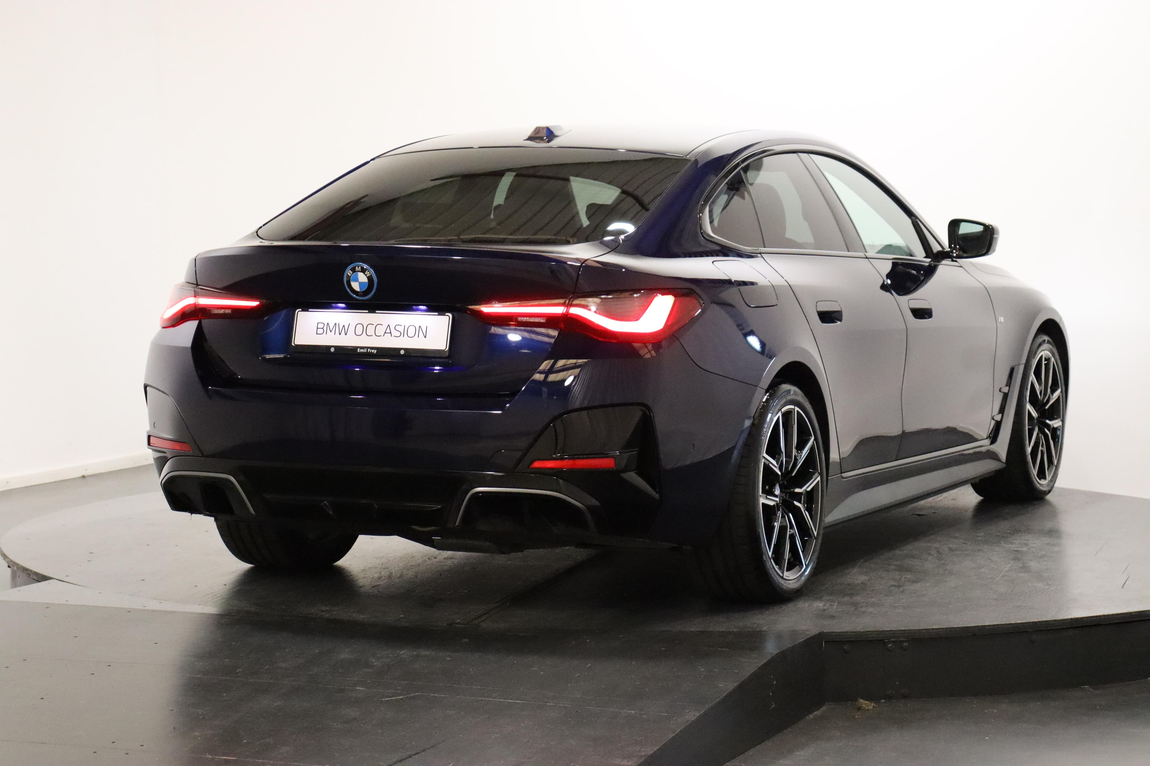 BMW i4 xDrive40 - Vorschau 4