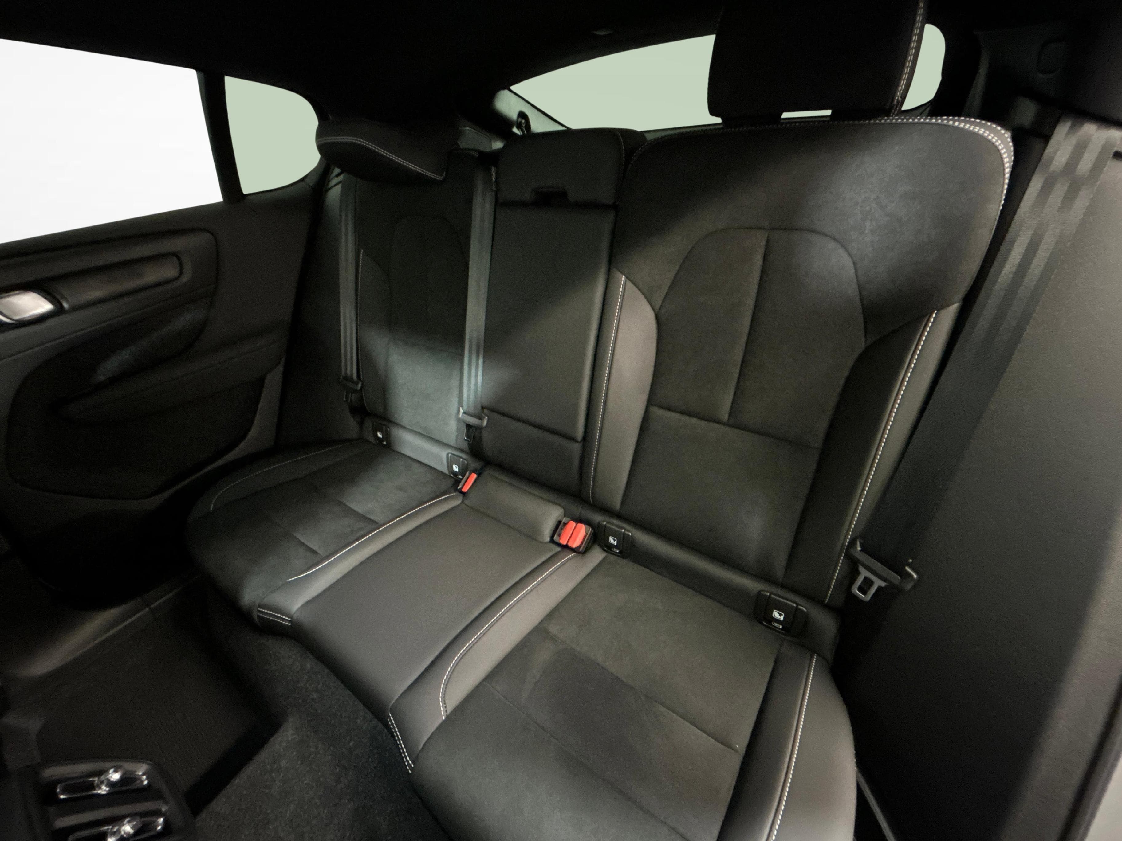Volvo C40 P8 Twin Recharge Ultimate AWD - Vorschau 5