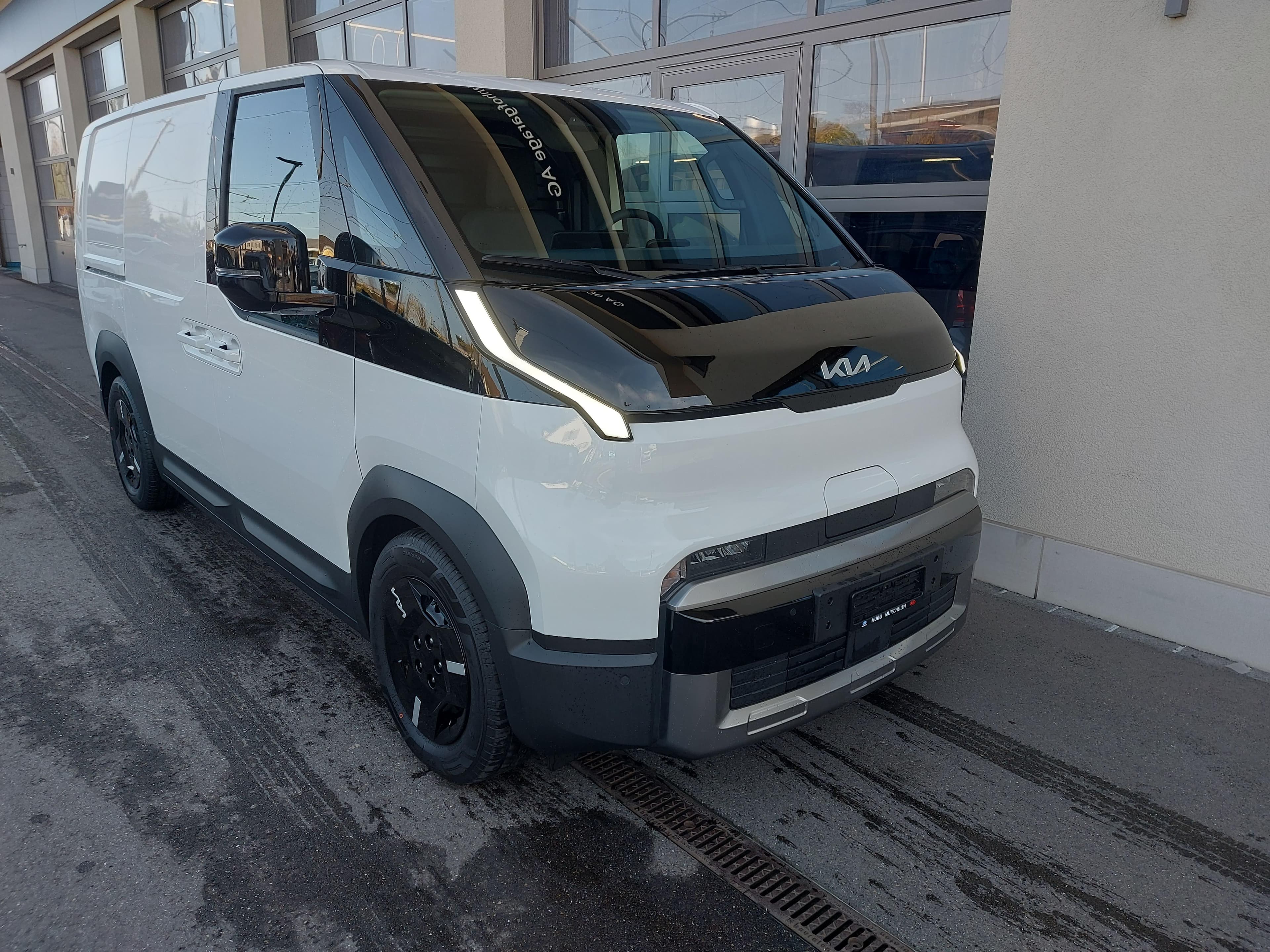 Kia PV5 Cargo 51.5 kWh Essential - Vorschau 4