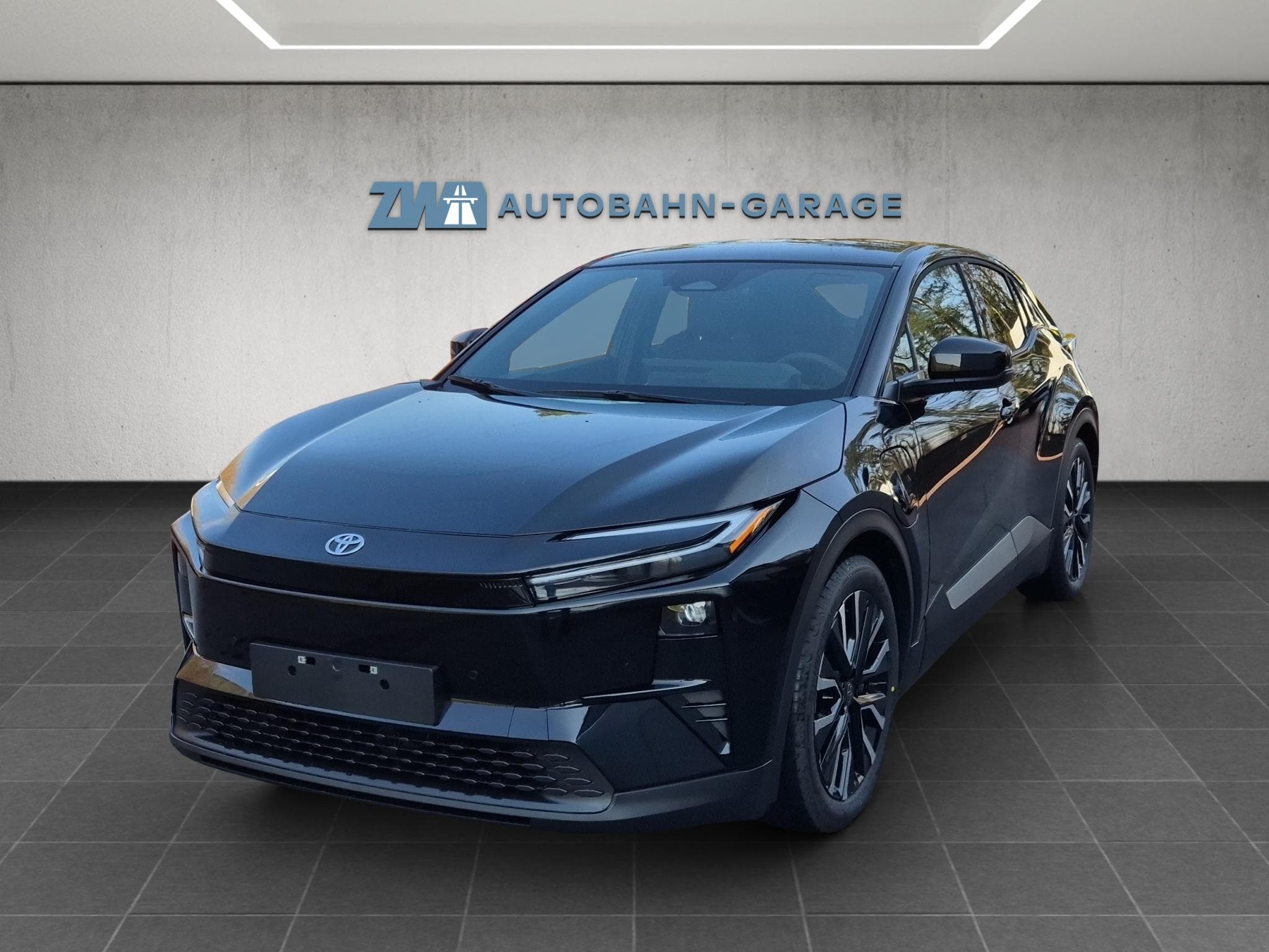 Toyota C-HR+ Style AWD - Bild 1