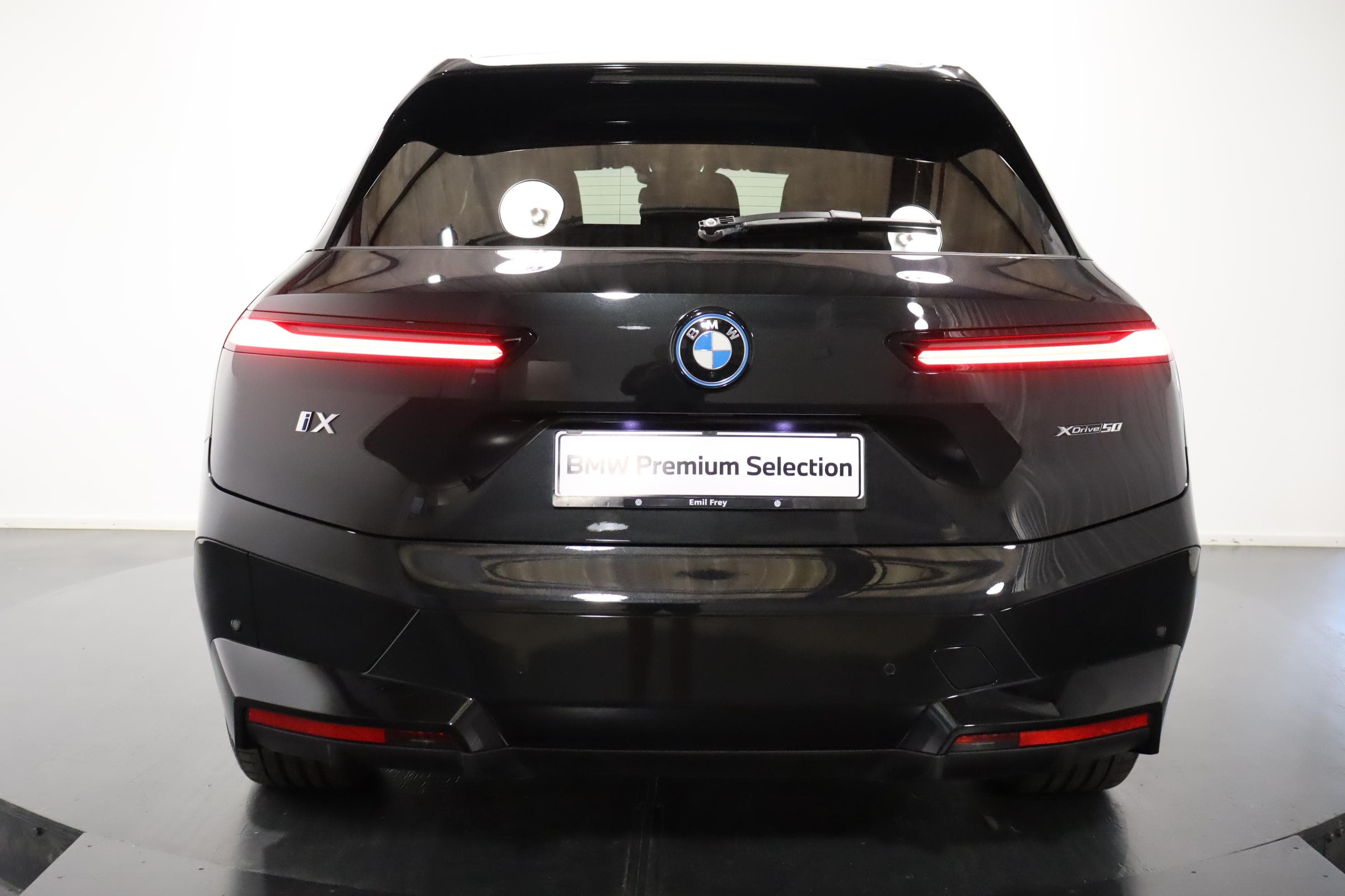 BMW iX xDrive50 - Vorschau 5