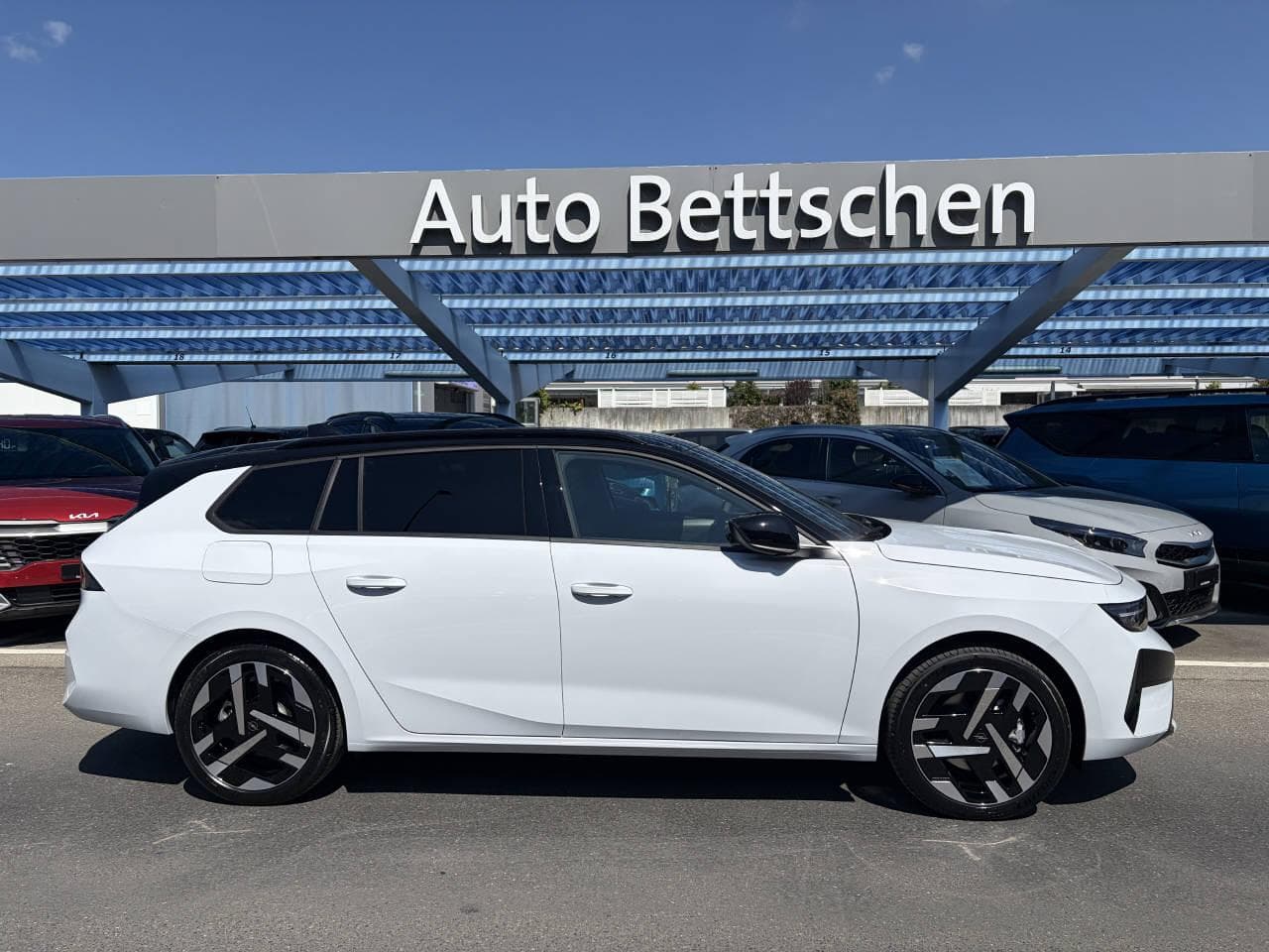 Opel Astra-e Sports Tourer Ultimate - Vorschau 2