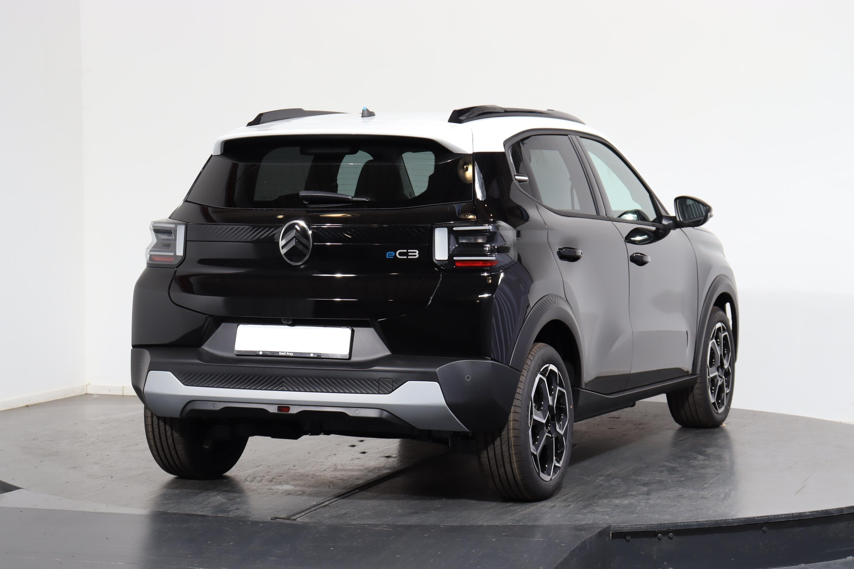 Citroën e-C3 long range Edition Tricolore - Vorschau 3