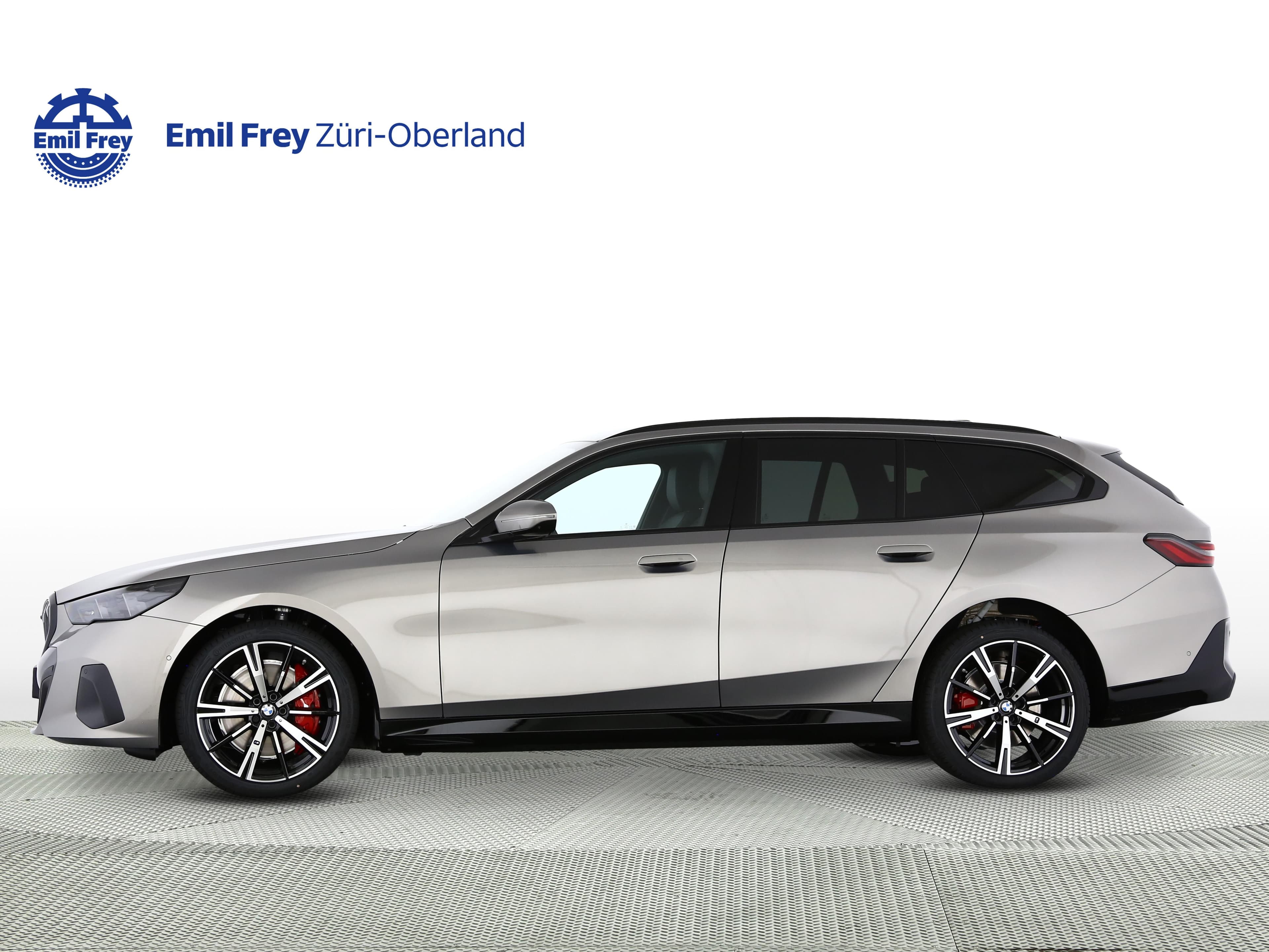 BMW i5 xDrive40 Touring - Vorschau 2