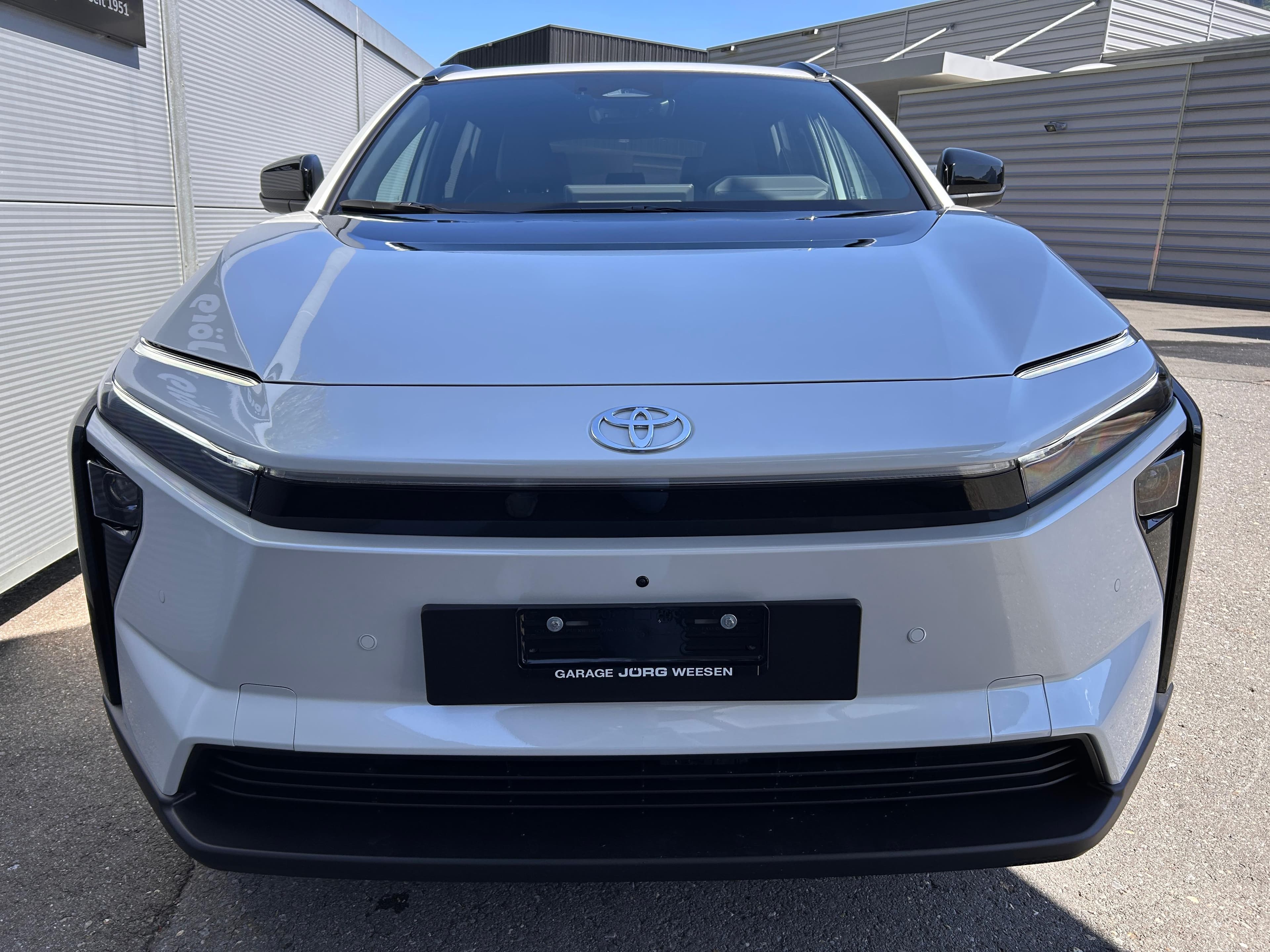 Toyota bZ4X Style AWD - Vorschau 2