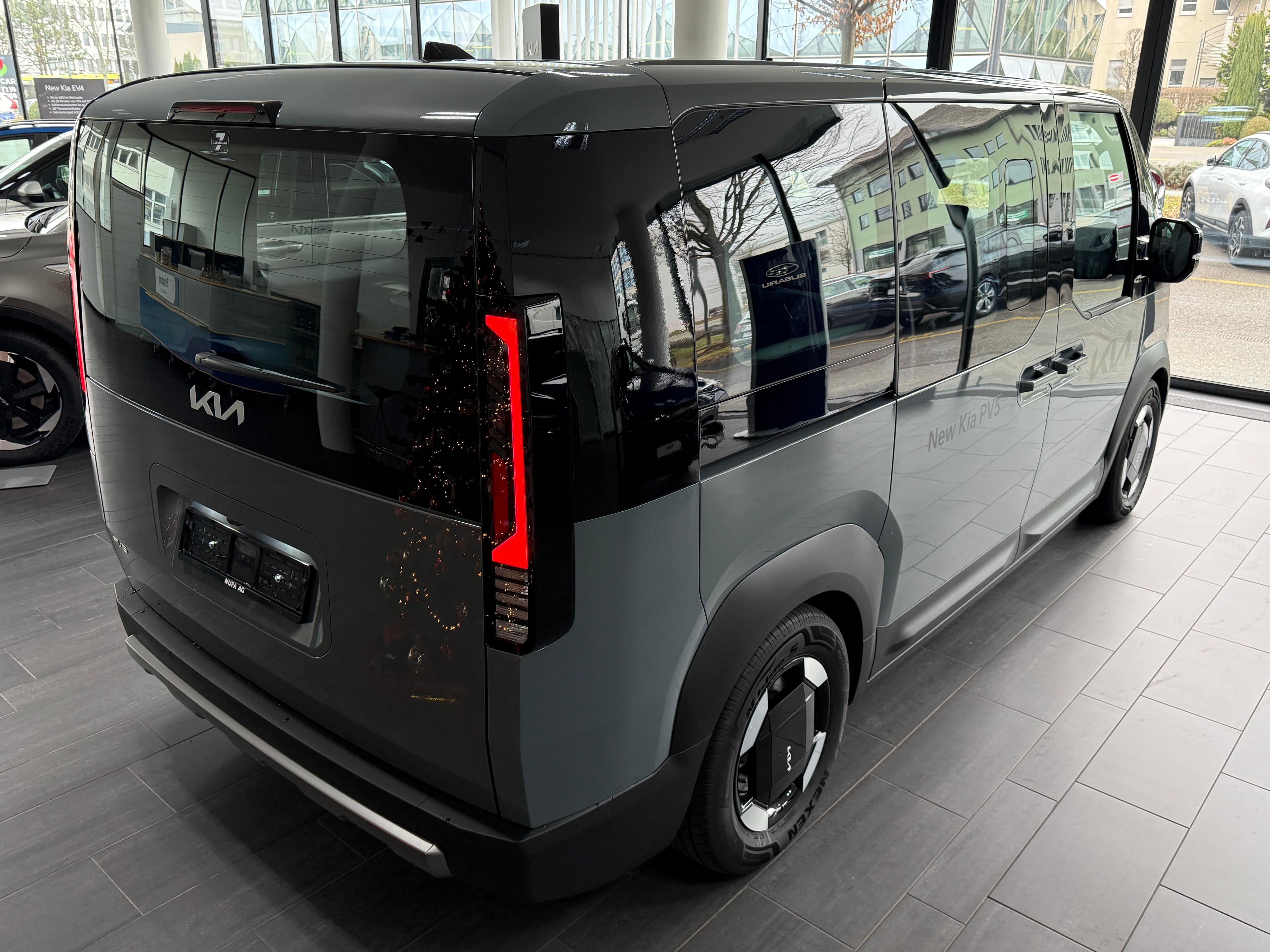 Kia PV5 Passenger 71.2 kWh Plus - Vorschau 5