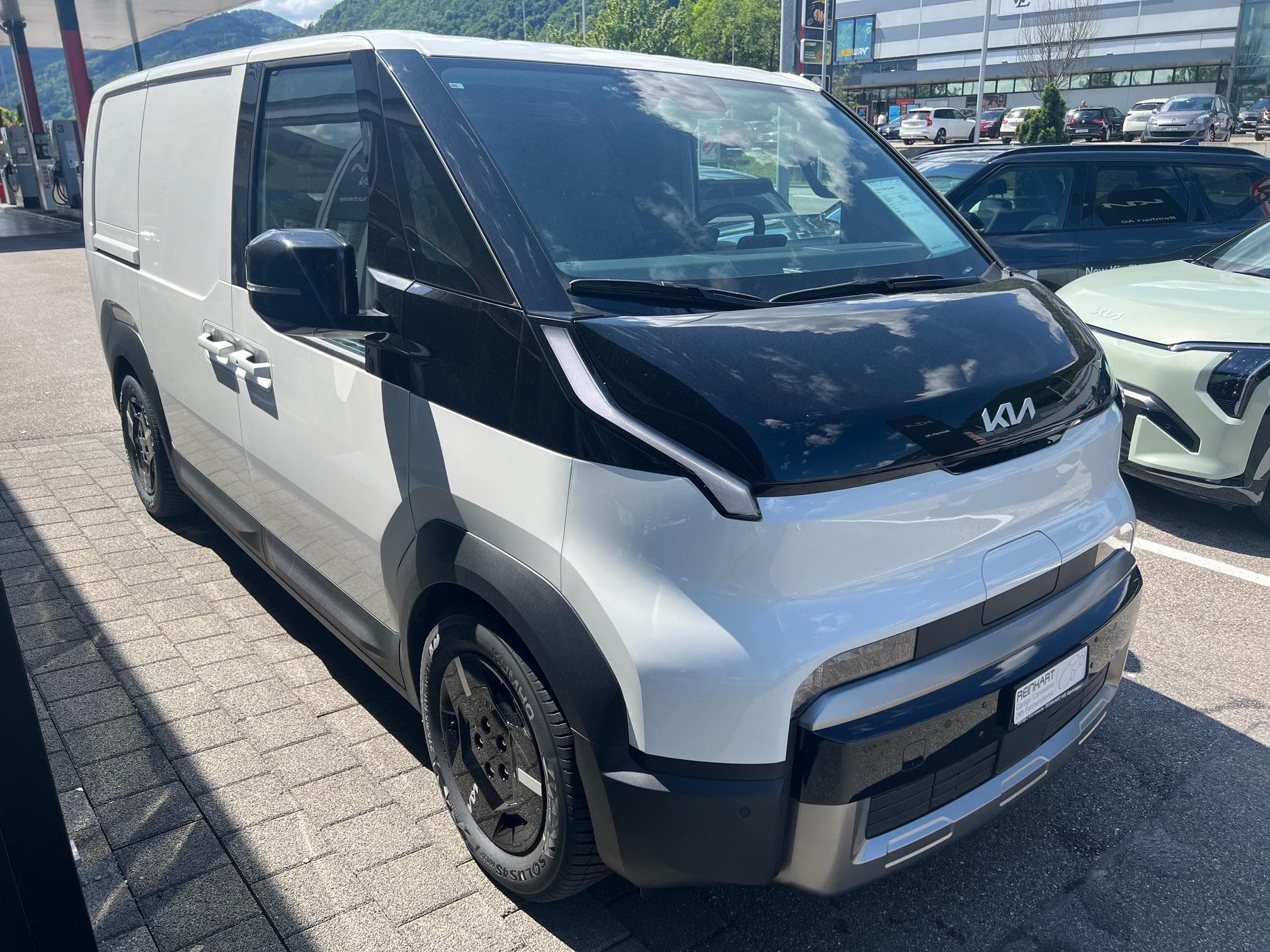 Kia PV5 Cargo 71.2 kWh Plus - Vorschau 2