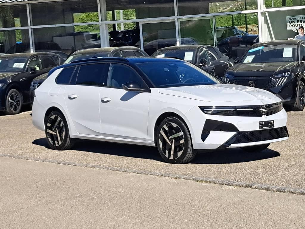 Opel Astra-e Sports Tourer Ultimate 156cv - Vorschau 4