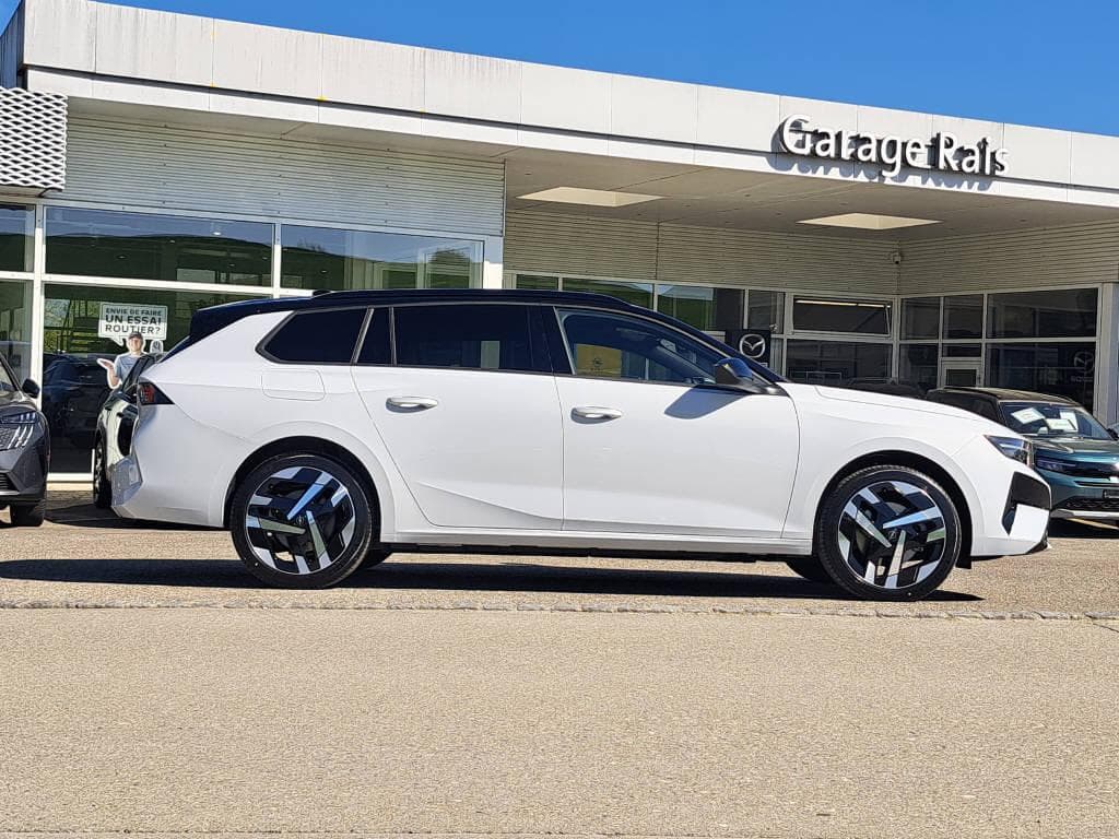 Opel Astra-e Sports Tourer Ultimate 156cv - Vorschau 2