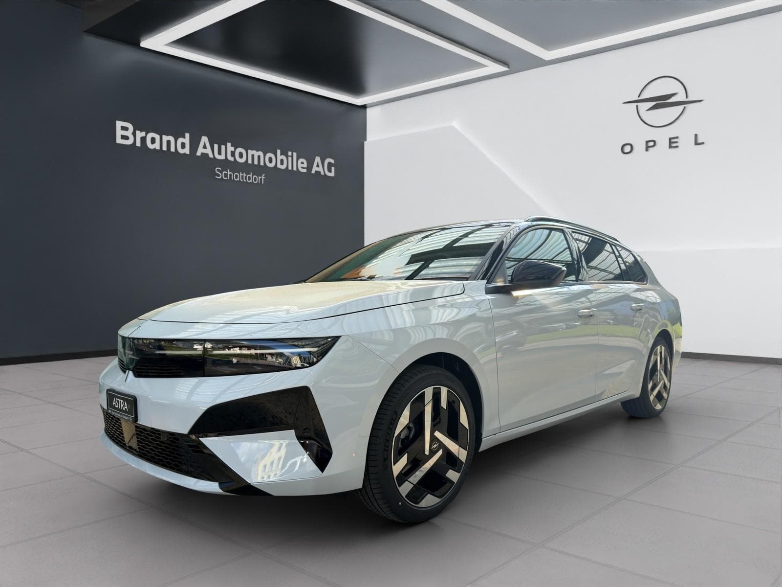 Opel Astra-e Sports Tourer Ultimate - Bild 1