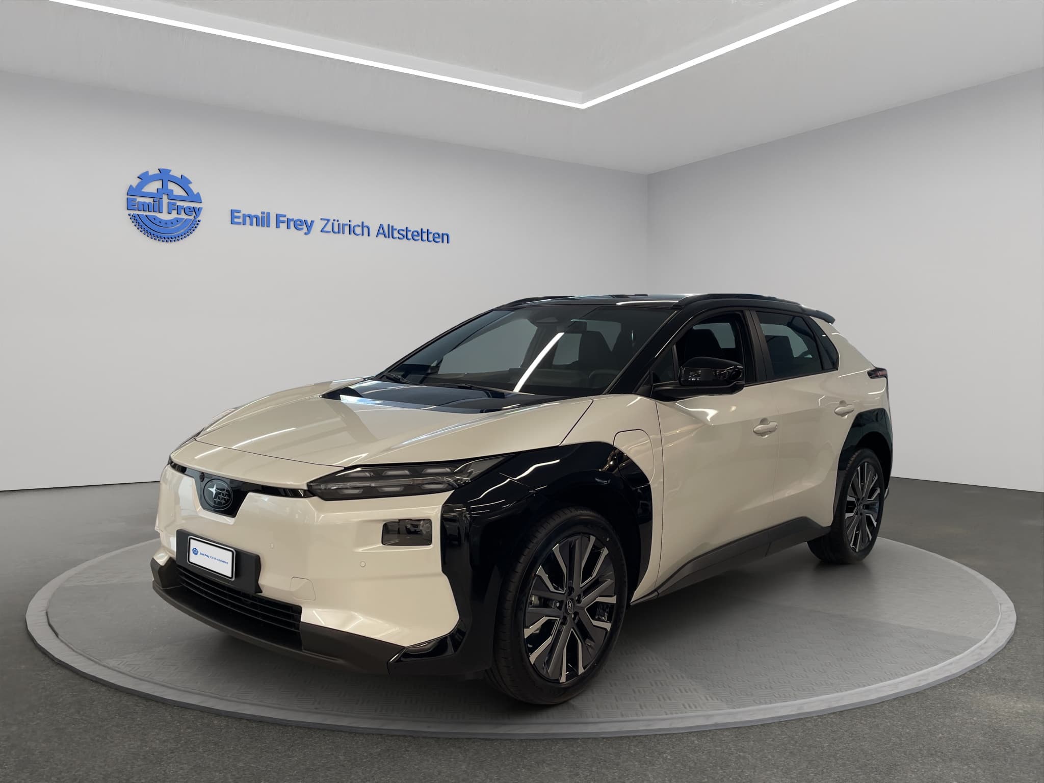 Subaru Solterra eV Luxury AWD - Bild 1