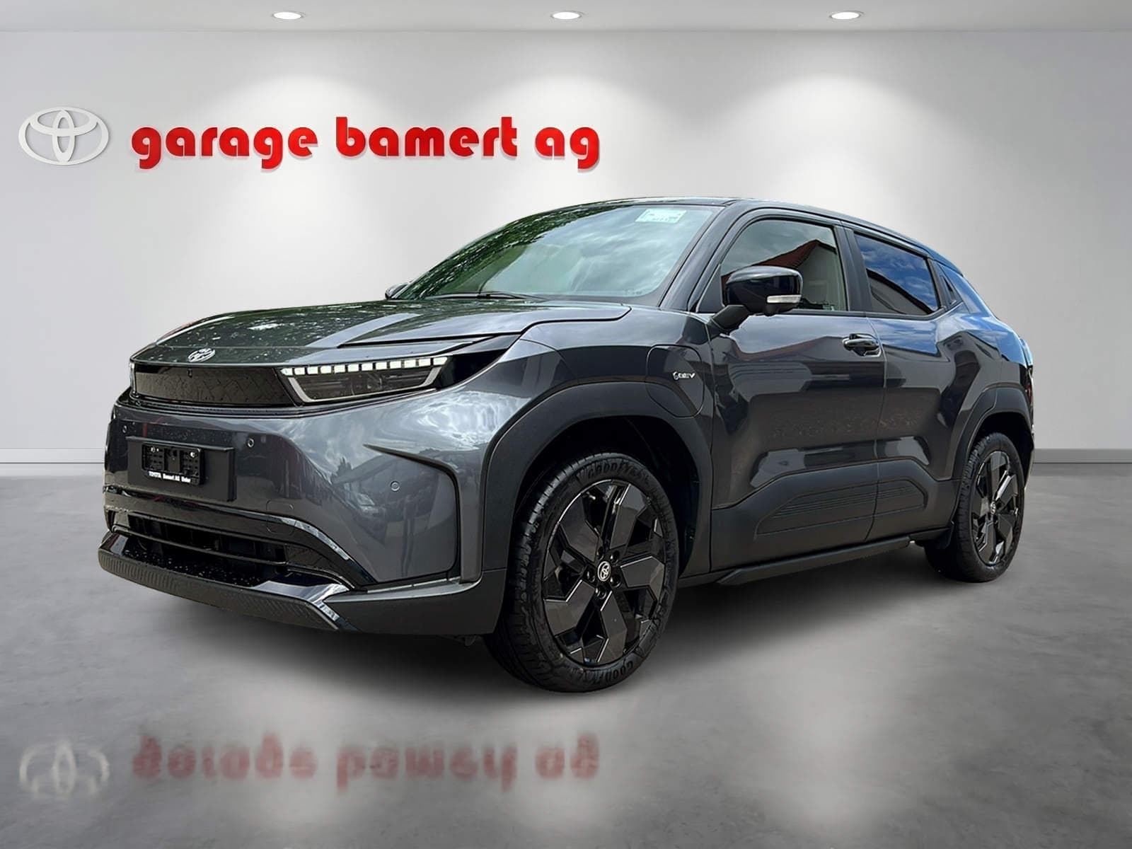 Toyota Urban Cruiser Premium AWD - Bild 1