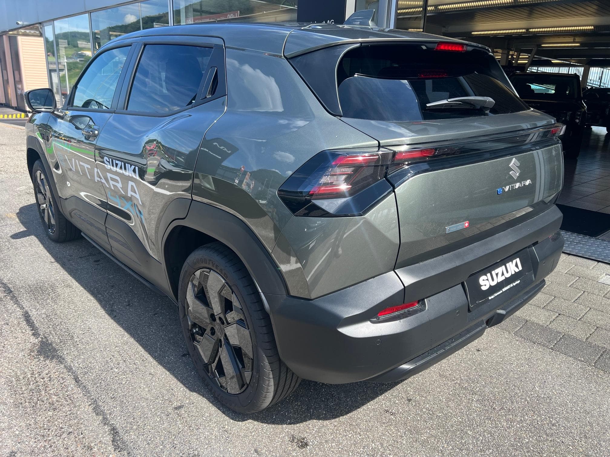 Suzuki e Vitara Compact Top 4x4 - Vorschau 4