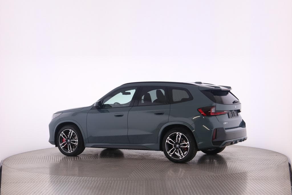 BMW iX1 30 xDrive - Vorschau 3
