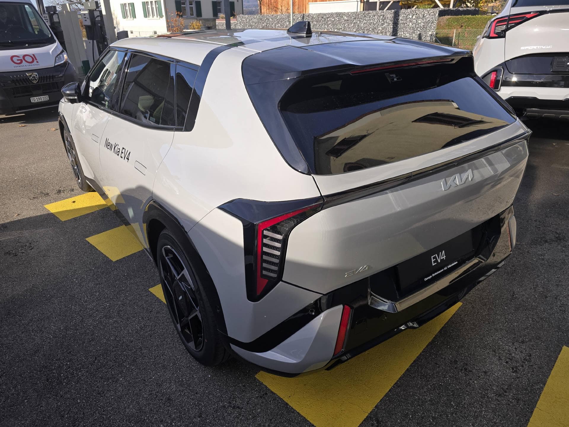 Kia EV4 81 kWh GT-Line - Vorschau 3