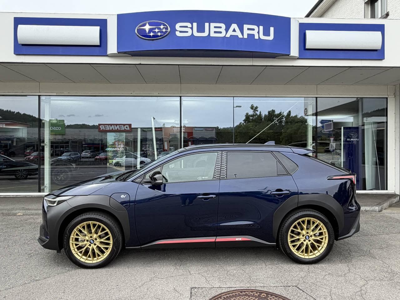 Subaru Solterra eV Luxury AWD