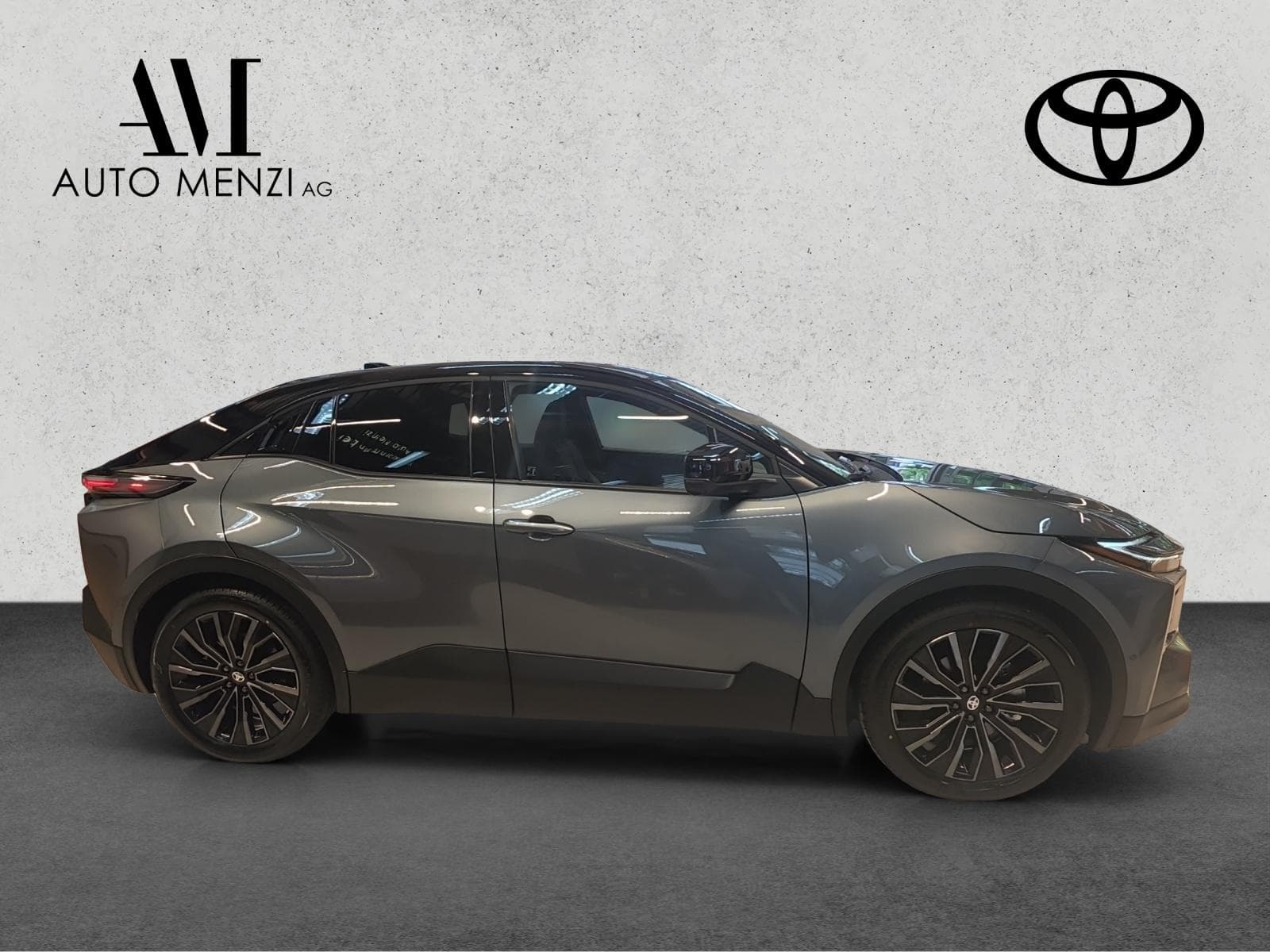 Toyota C-HR+ Premium AWD - Vorschau 2
